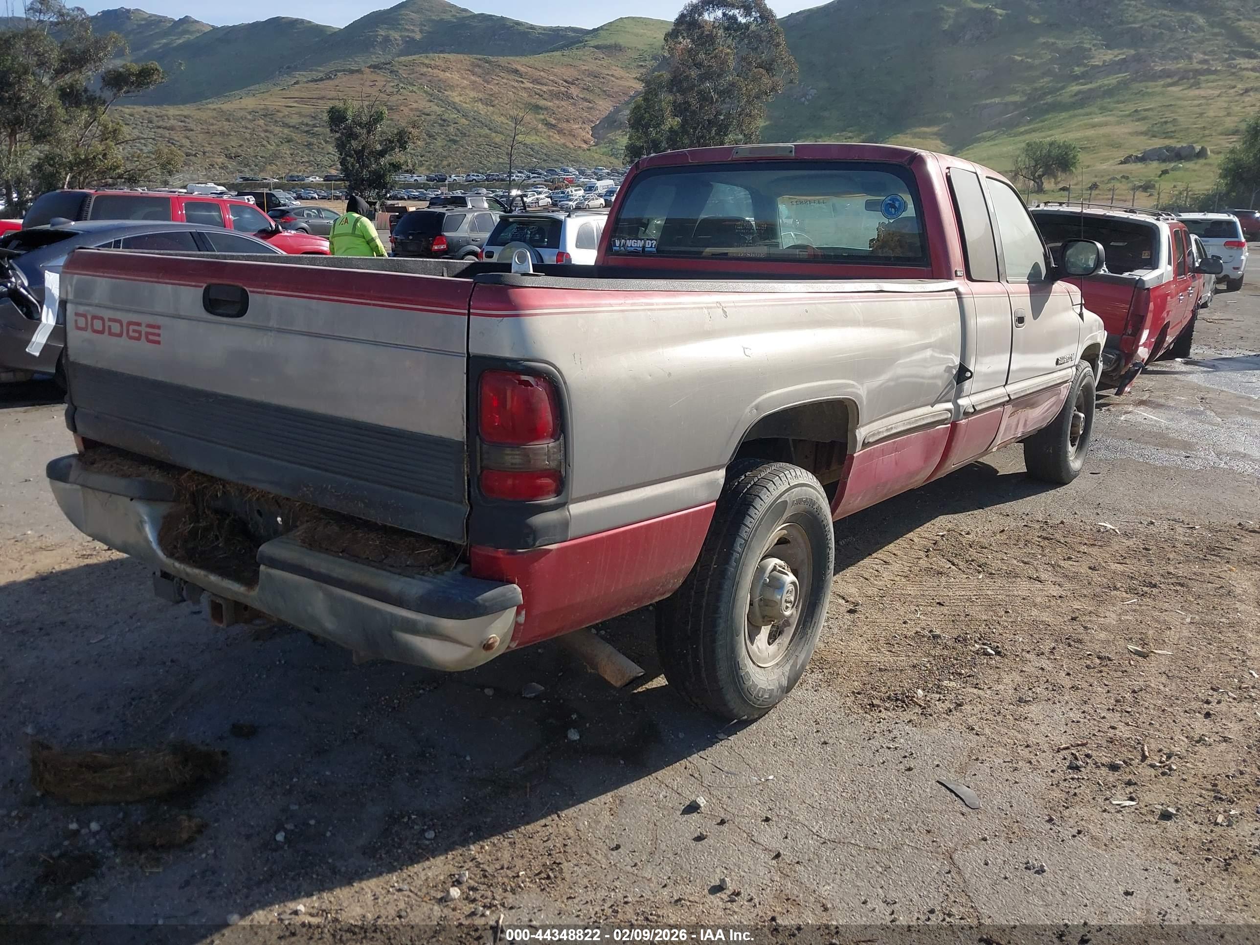 DODGE RAM image 4