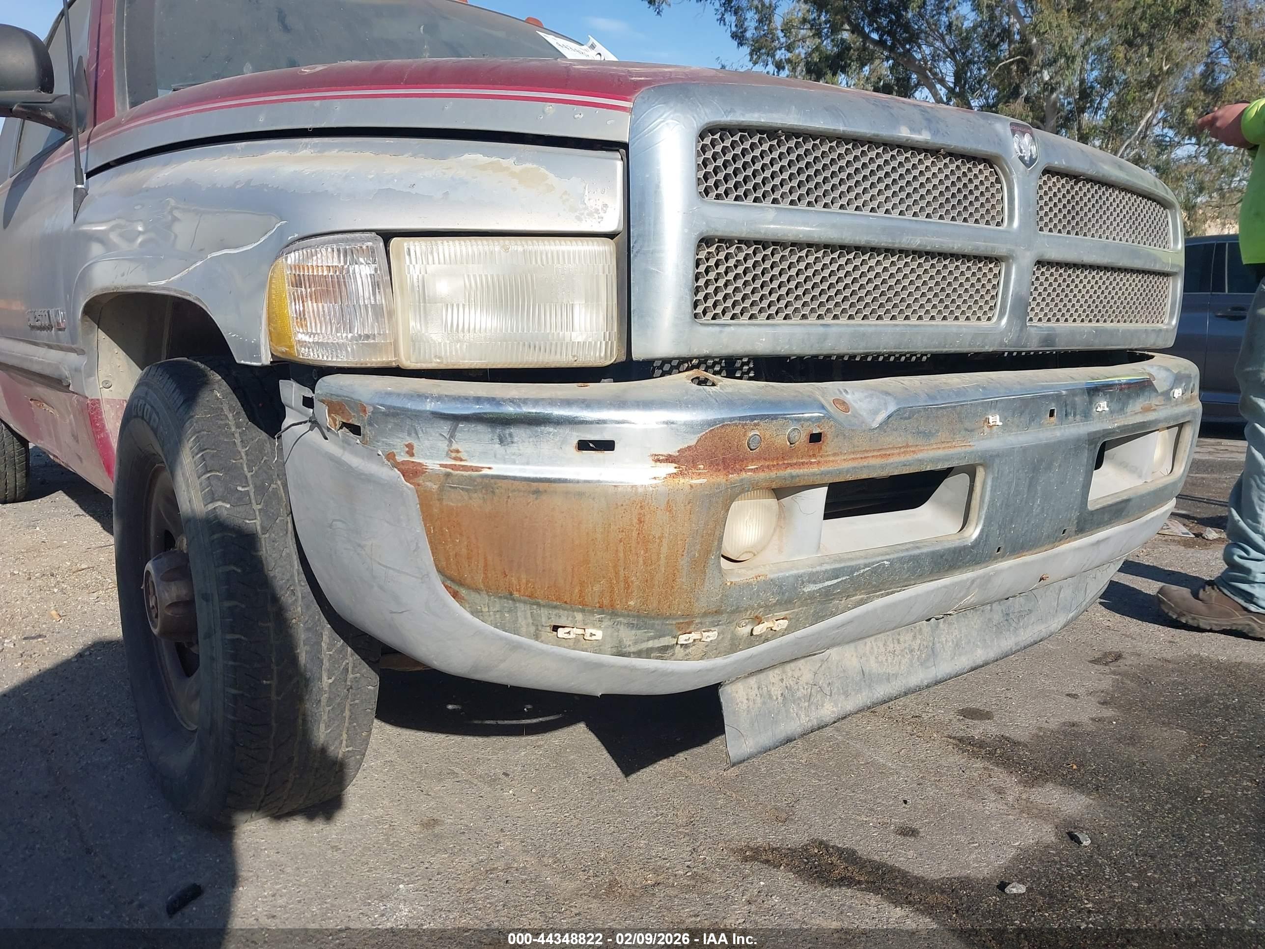 DODGE RAM image 6