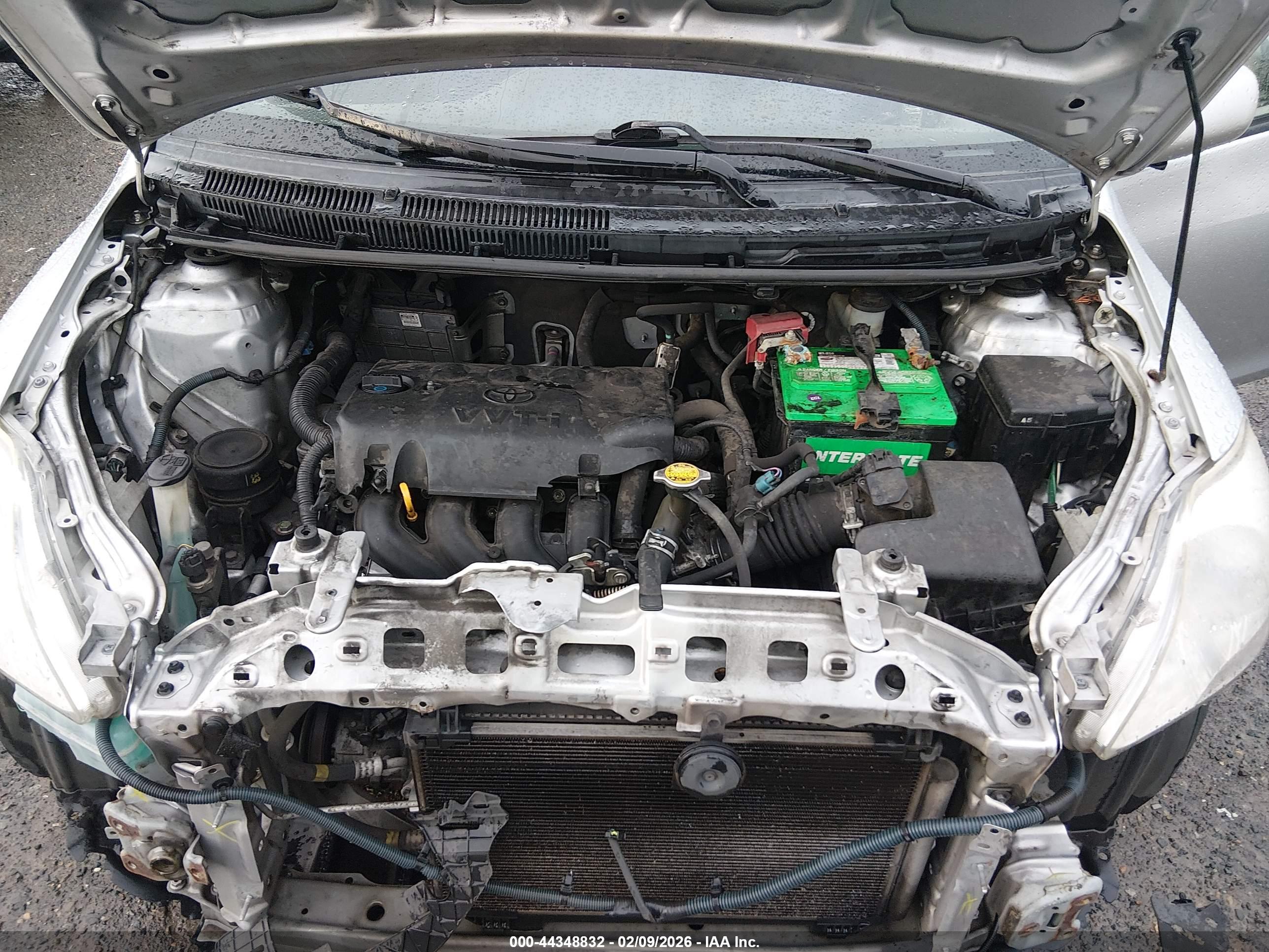TOYOTA YARIS image 10