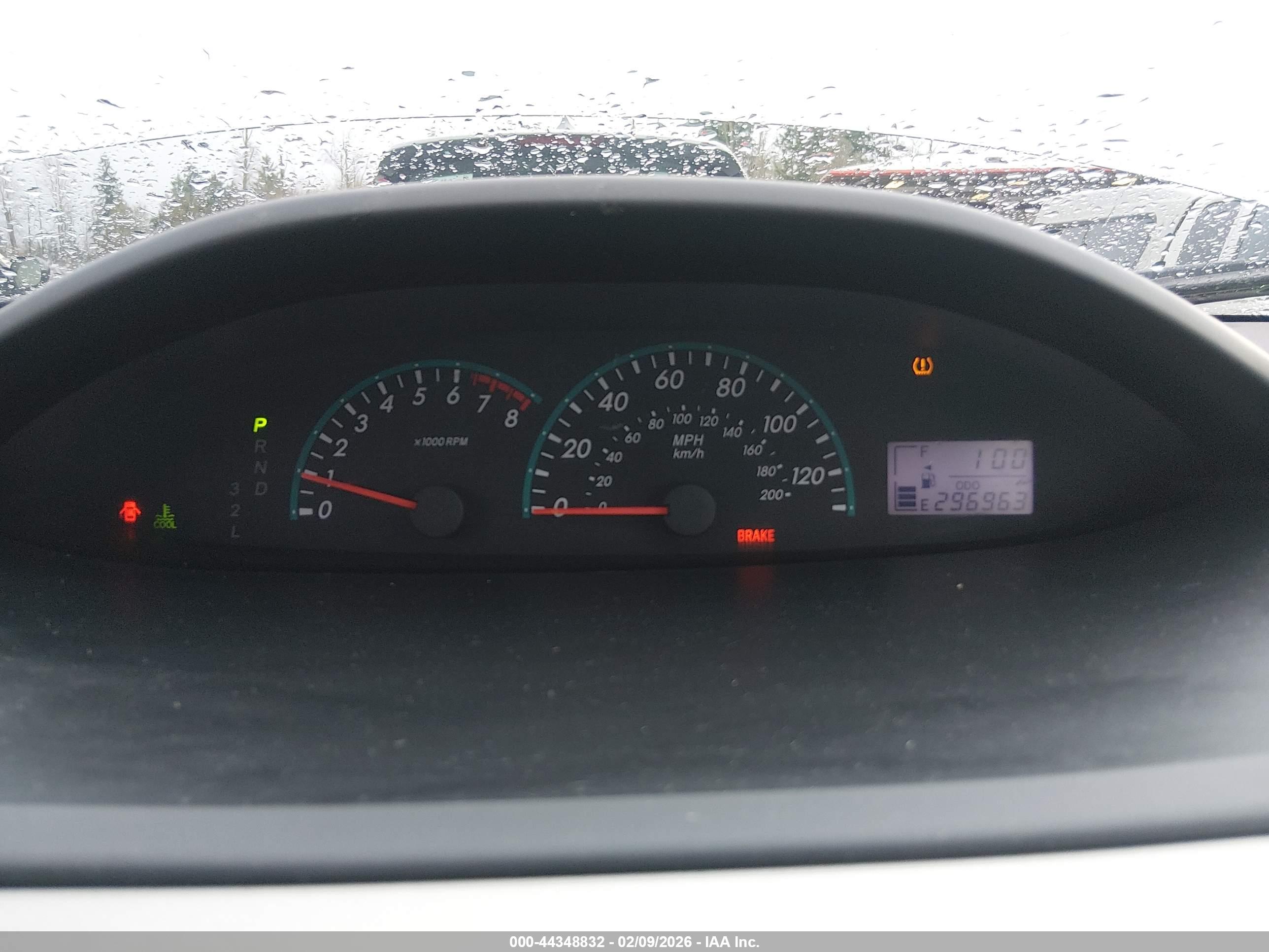 TOYOTA YARIS image 7