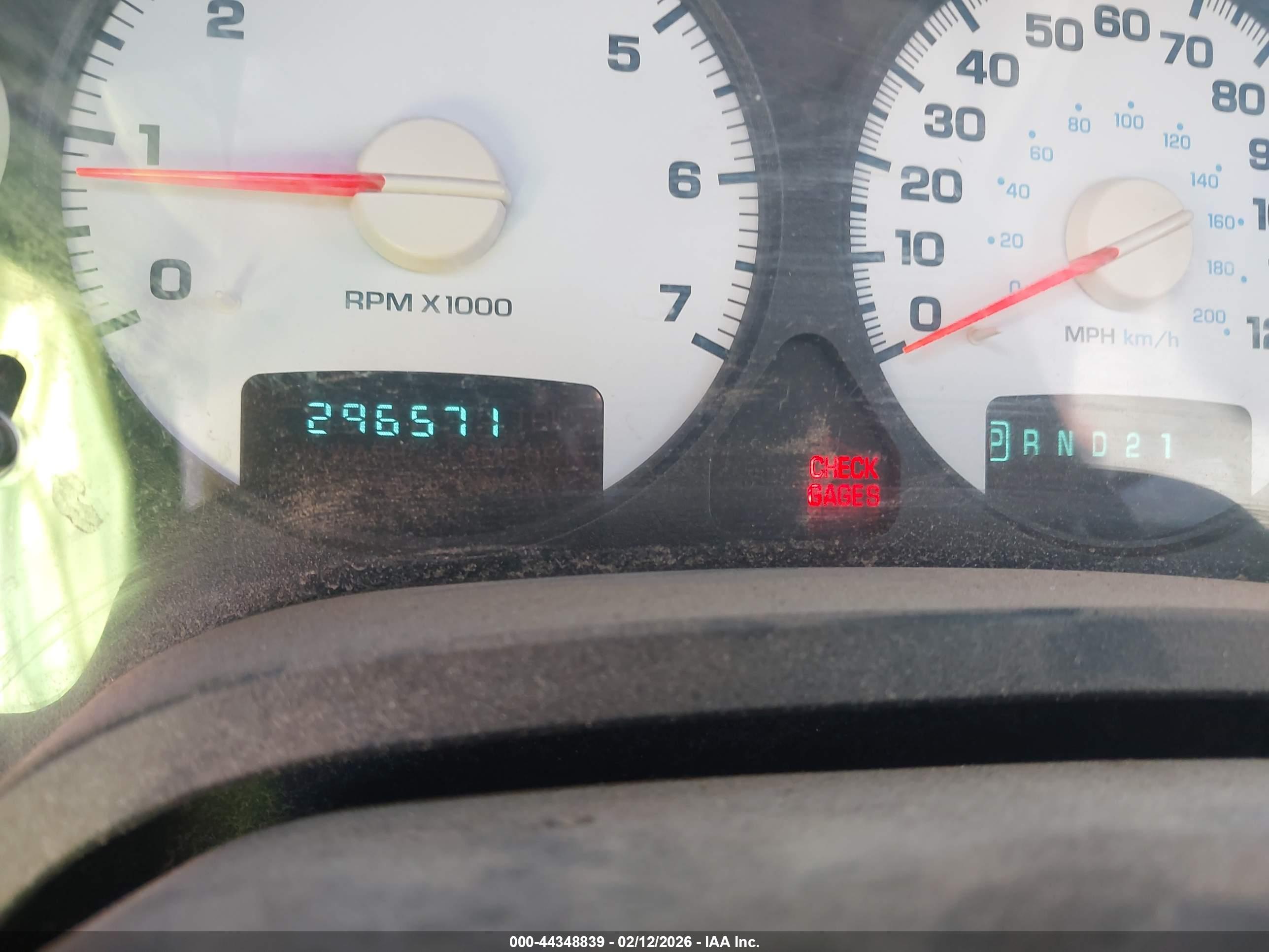 DODGE RAM image 7