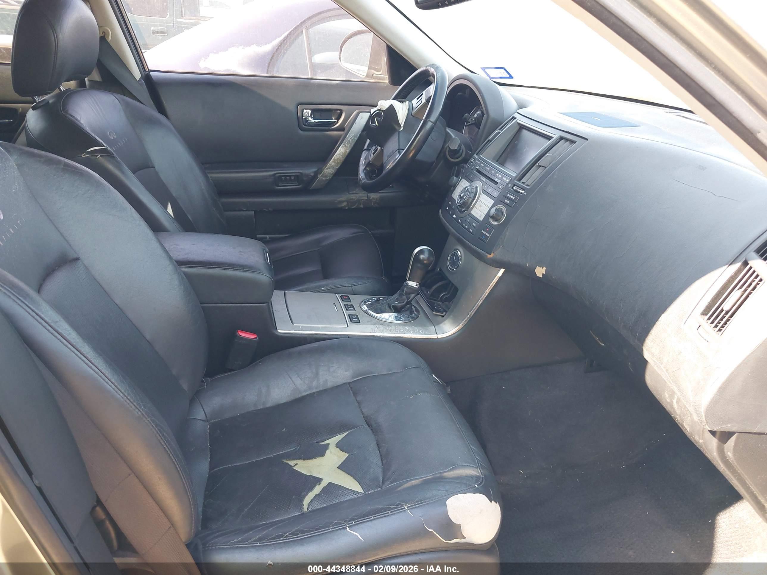 INFINITI FX35 image 5