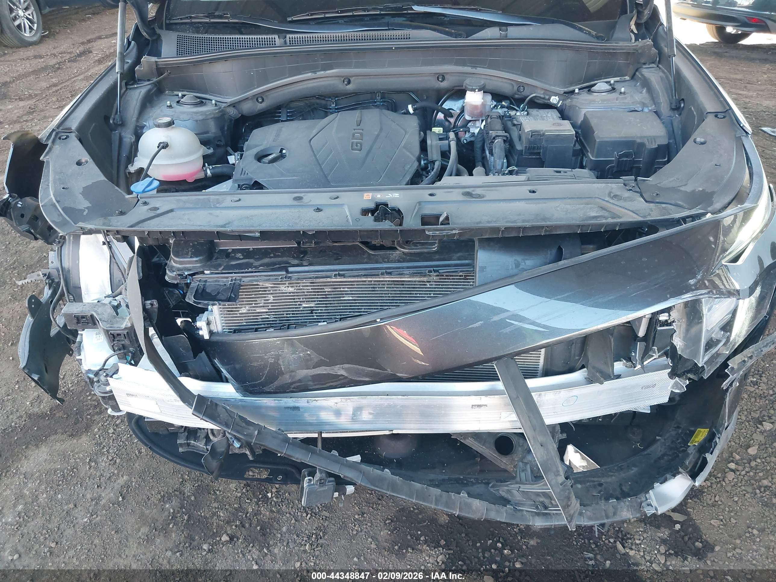 HYUNDAI SANTA image 10