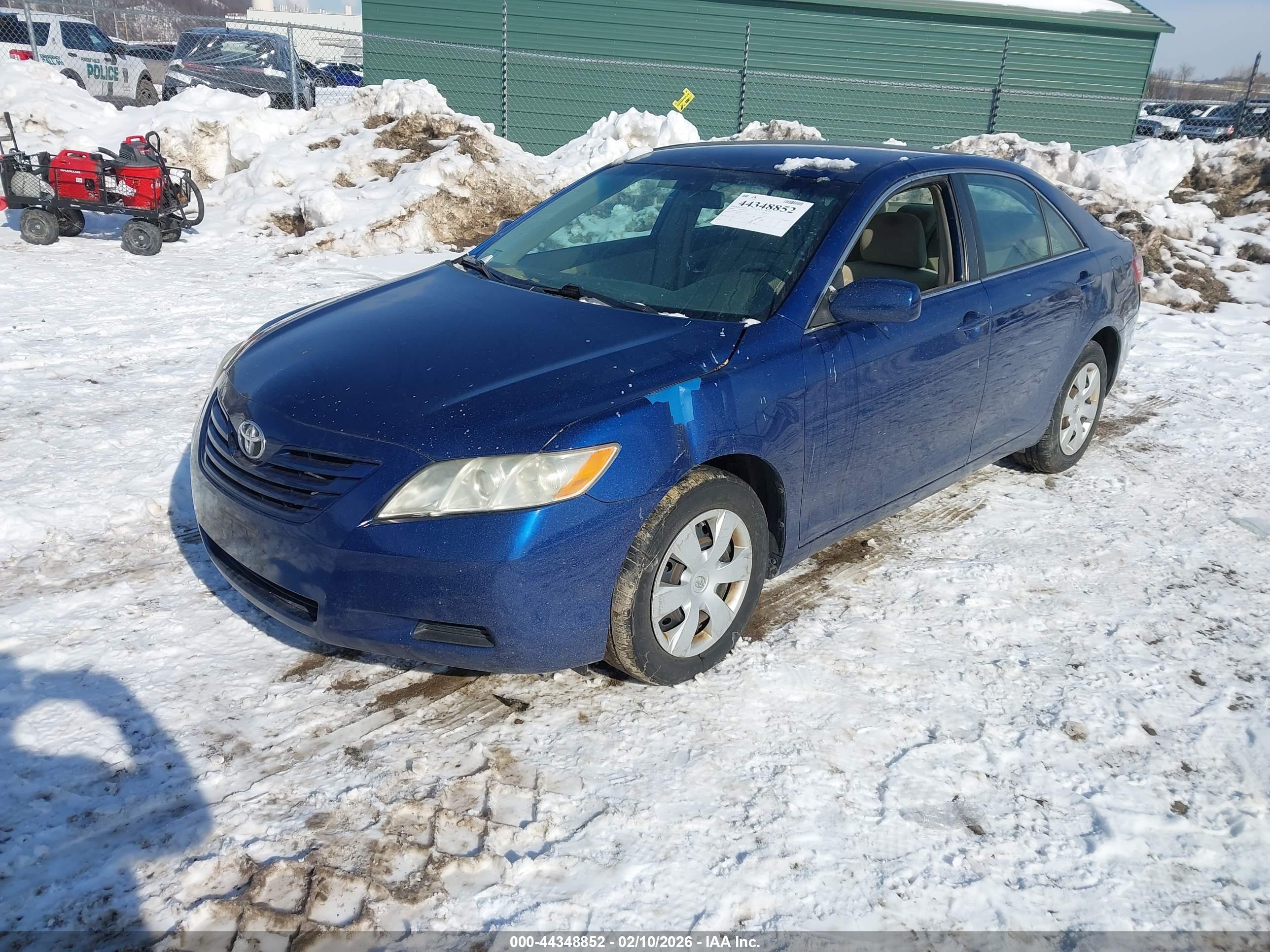 TOYOTA CAMRY image 2