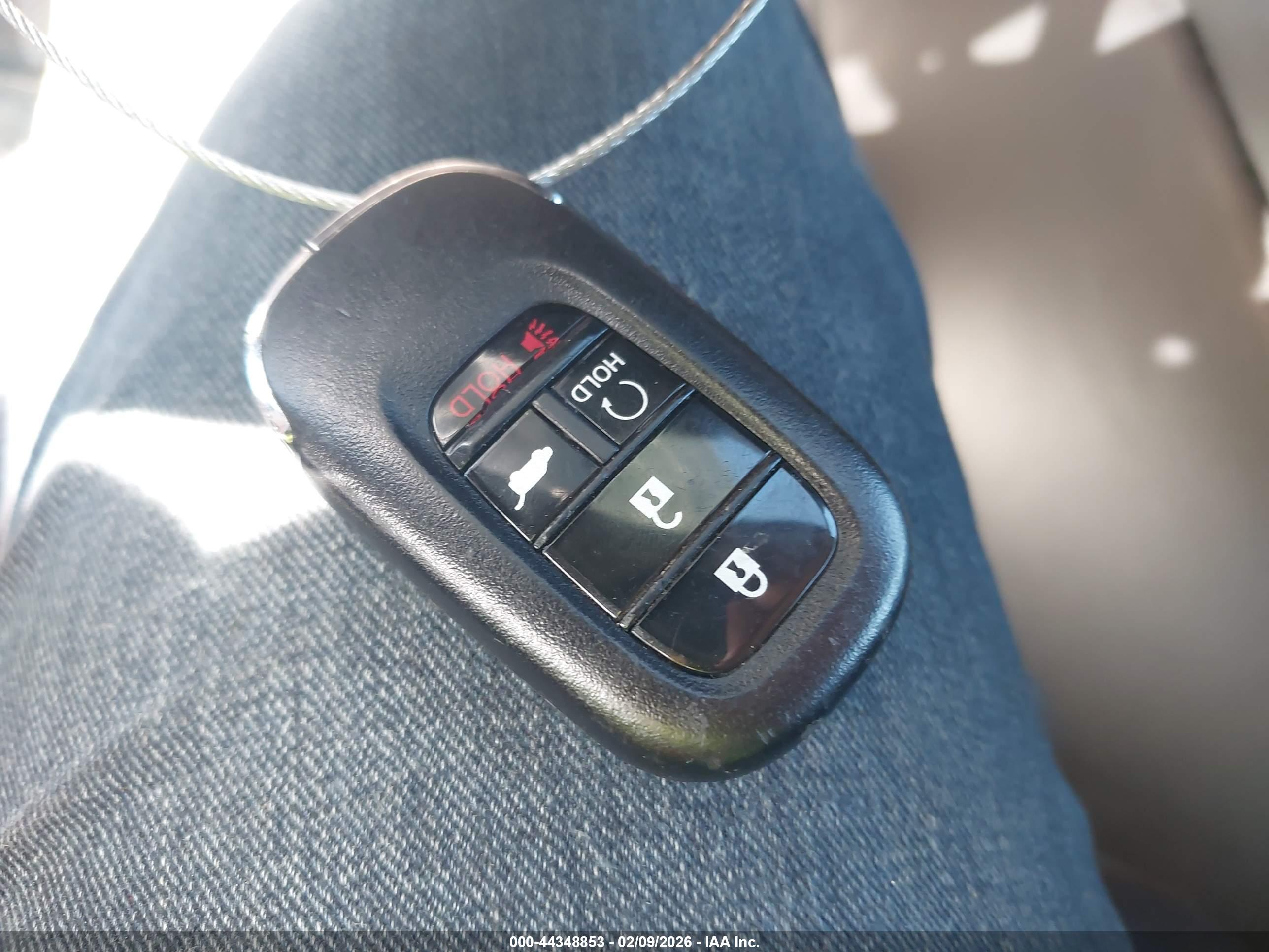 HONDA CR-V image 11