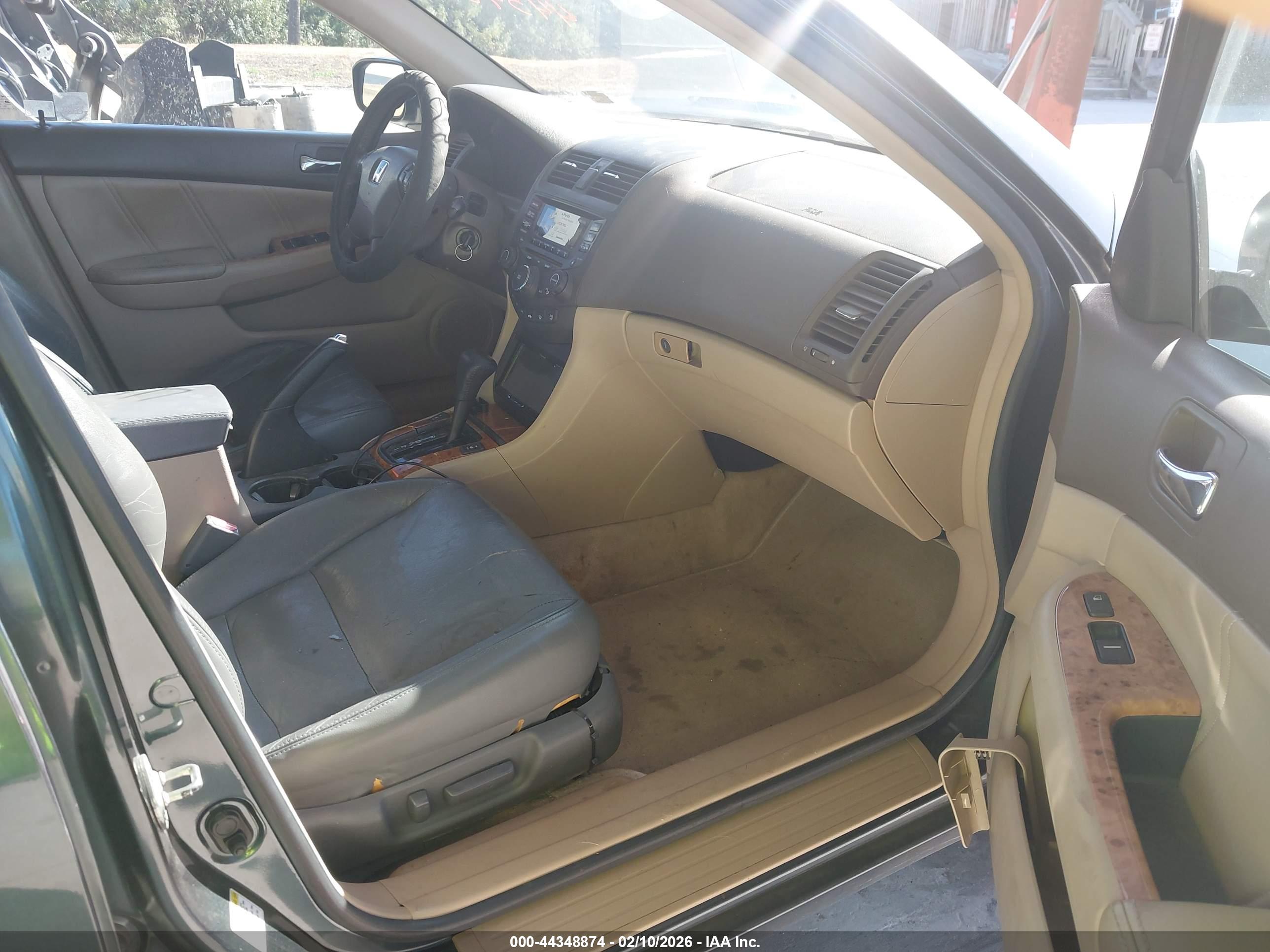 HONDA ACCORD image 5