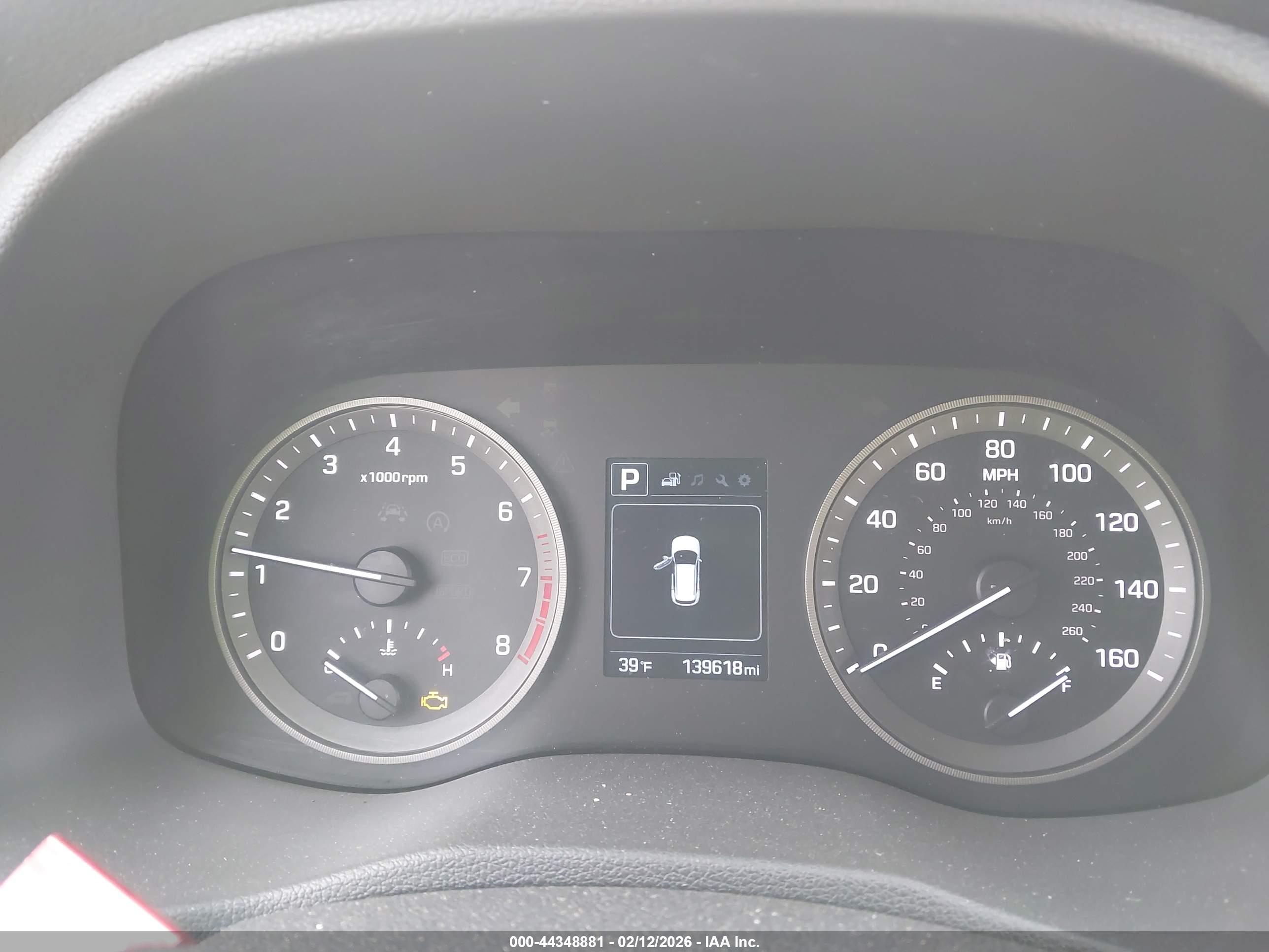 HYUNDAI TUCSON image 7