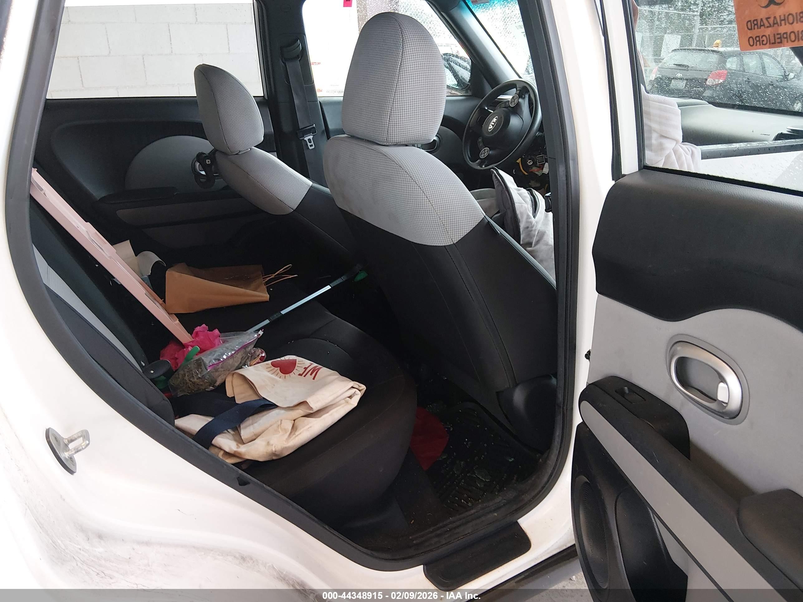 KIA SOUL image 8