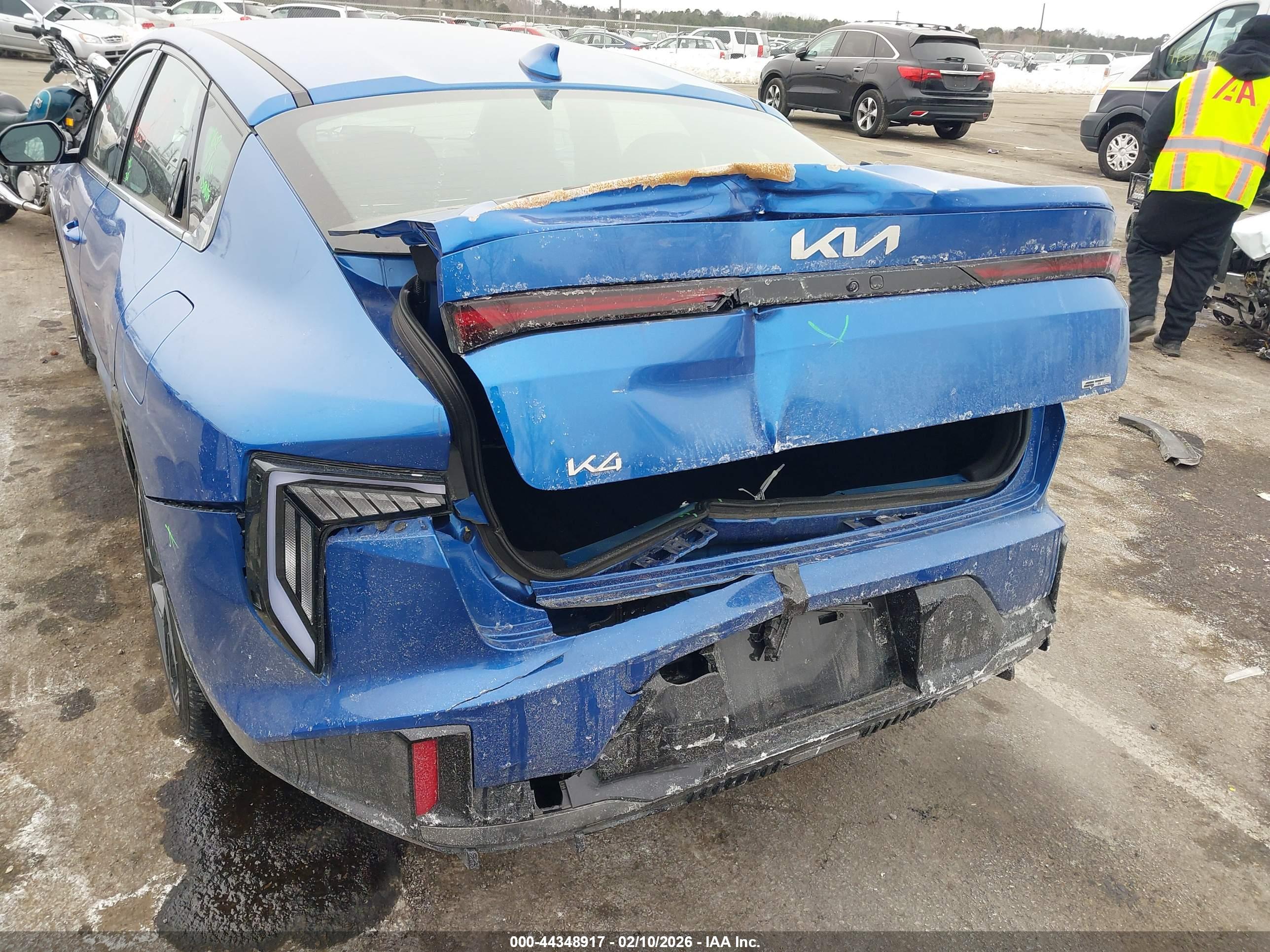 KIA K4 image 6