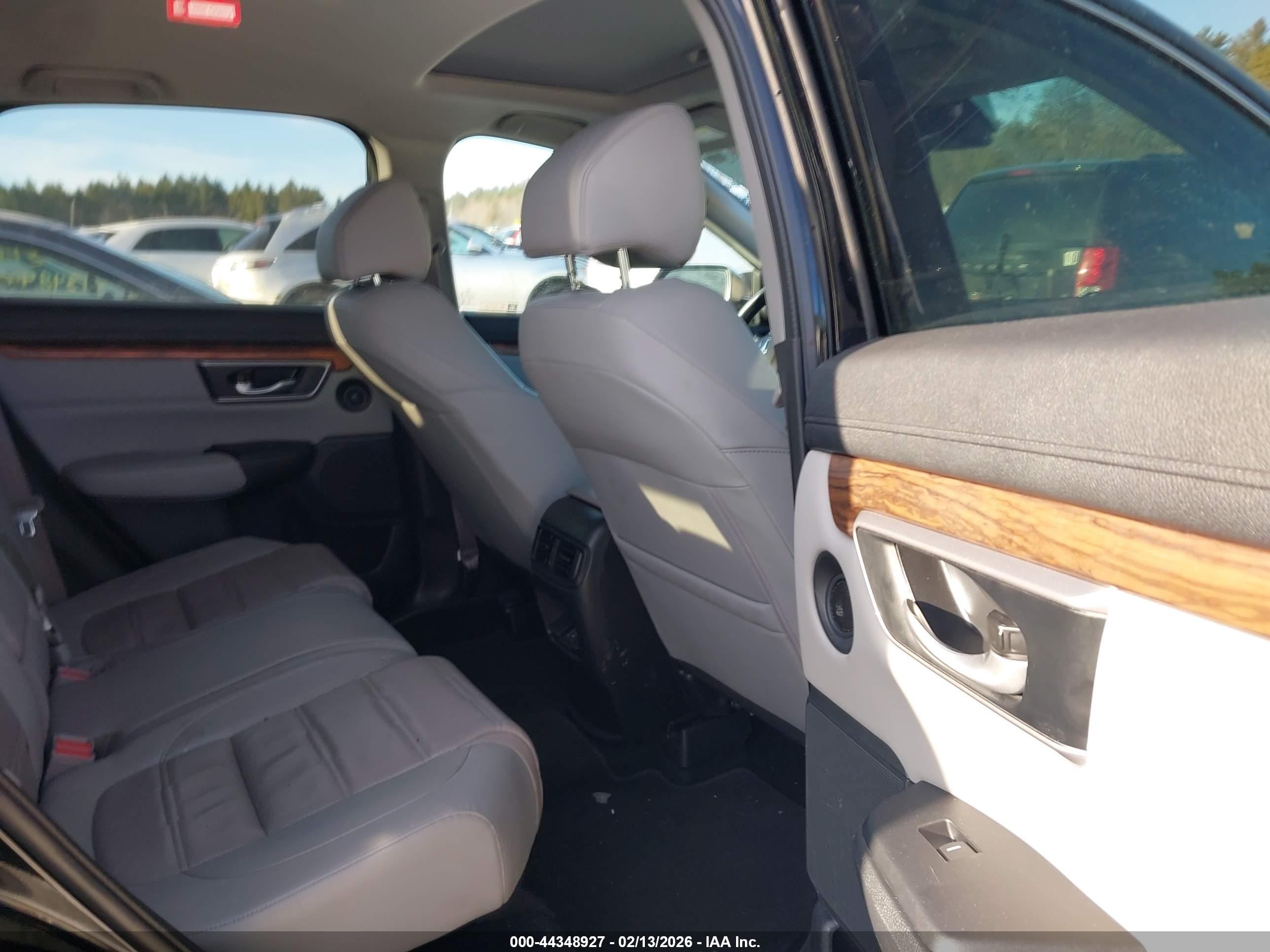 HONDA CR-V image 8