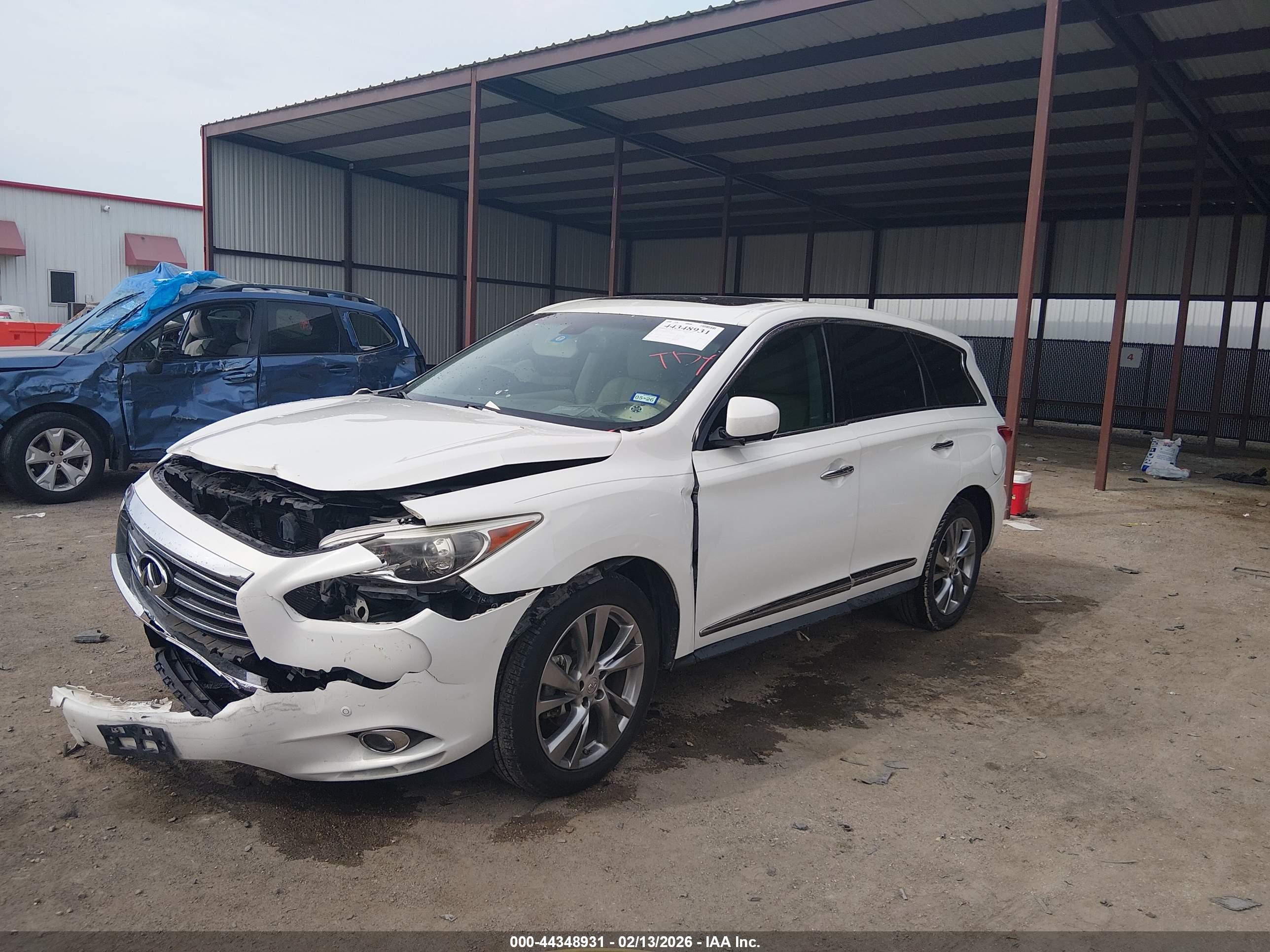 INFINITI JX35 image 2