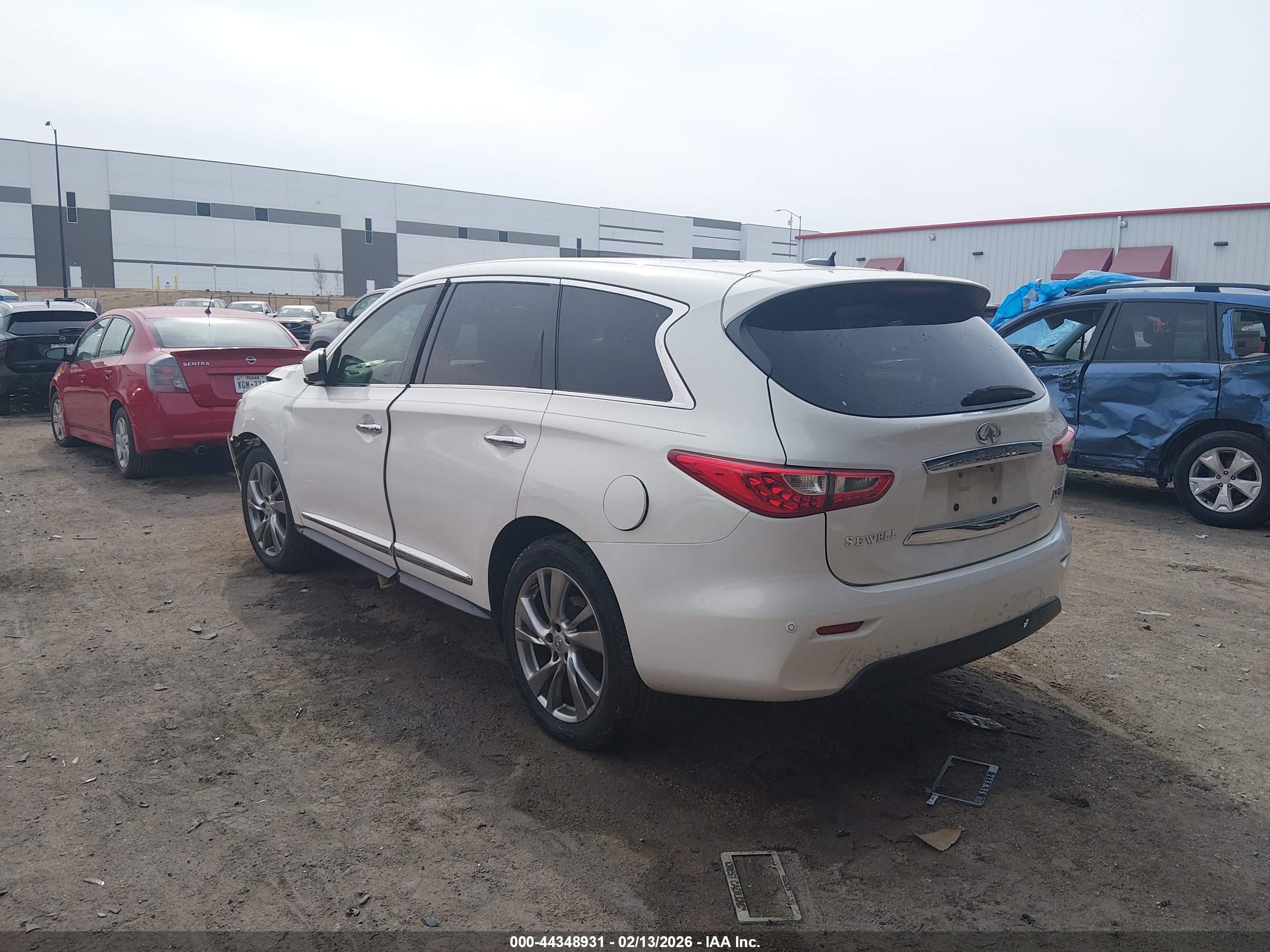 INFINITI JX35 image 3