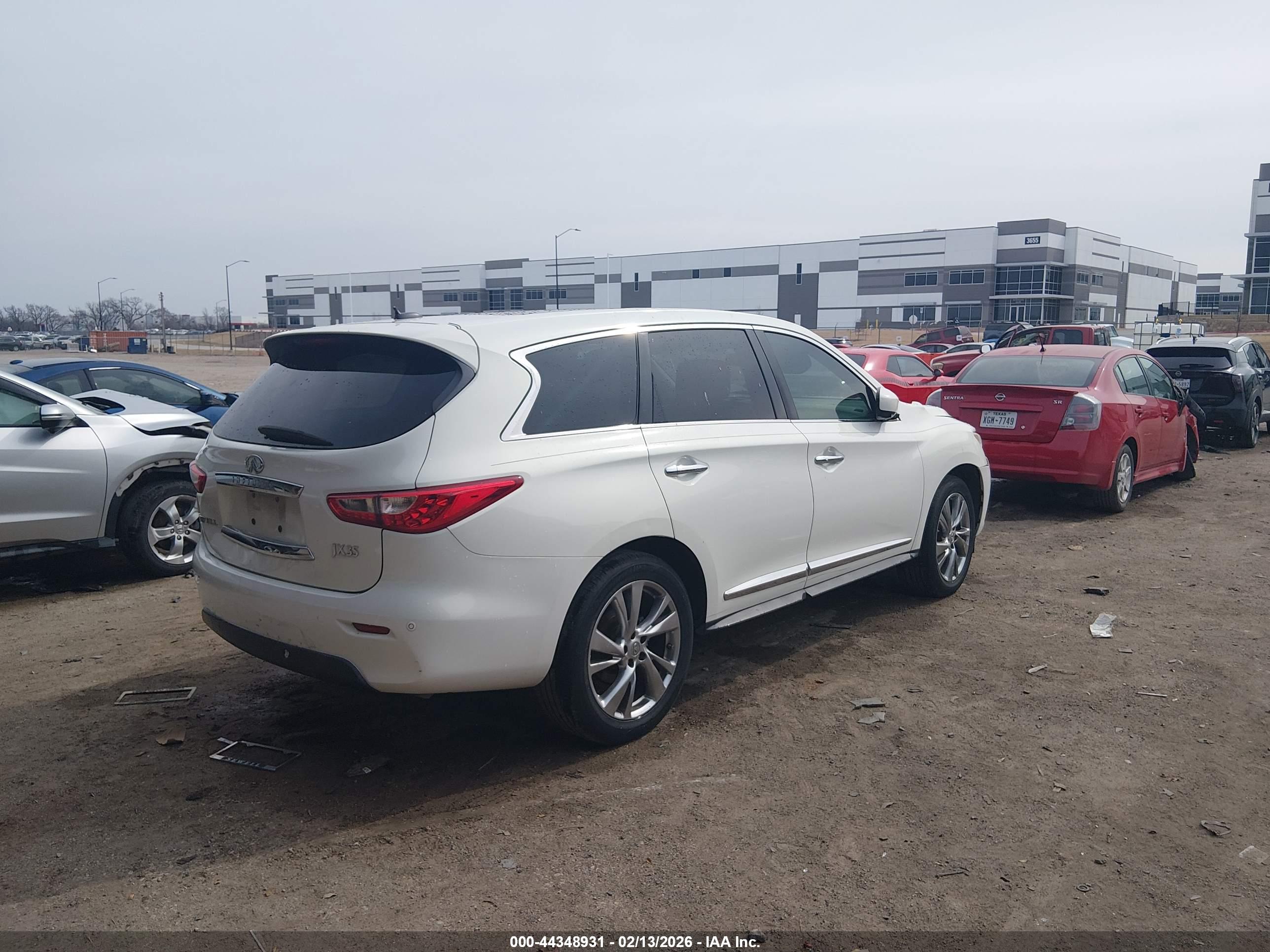 INFINITI JX35 image 4