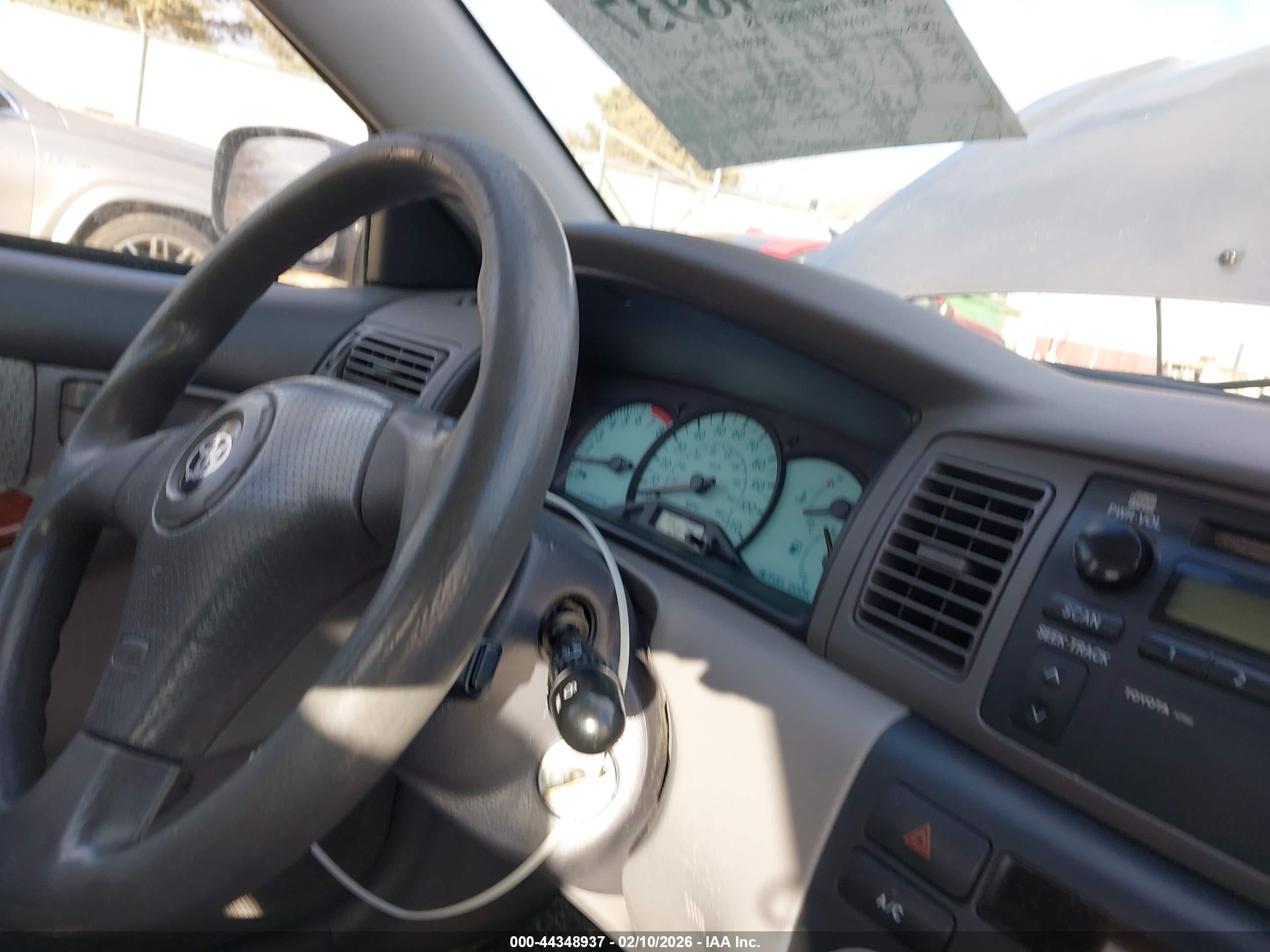 TOYOTA COROLLA image 11