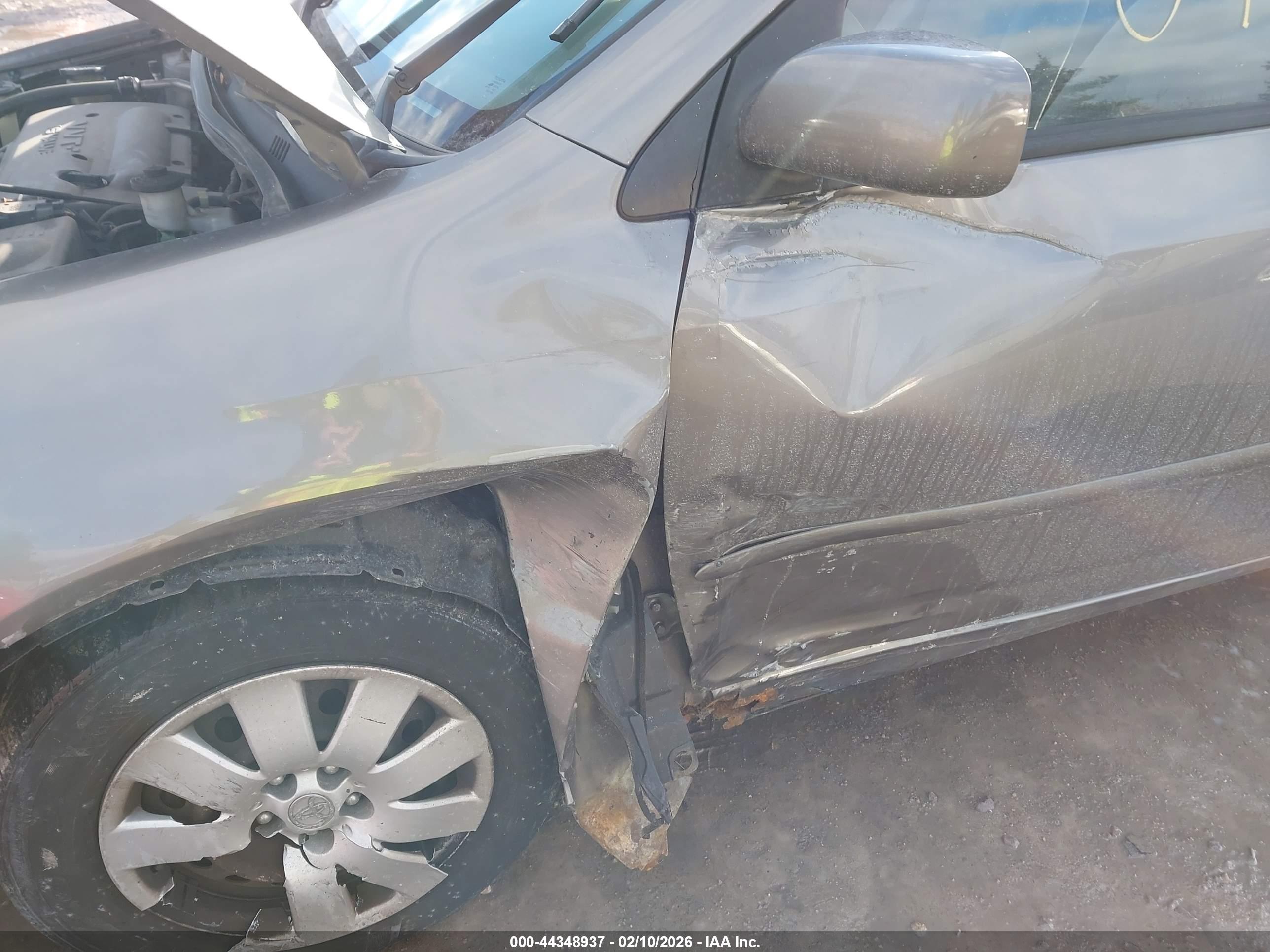 TOYOTA COROLLA image 6