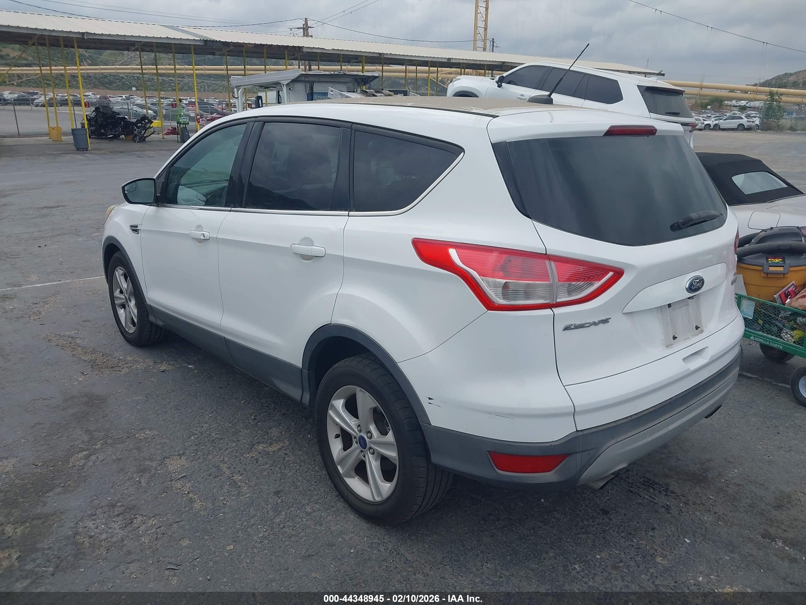 FORD ESCAPE image 3