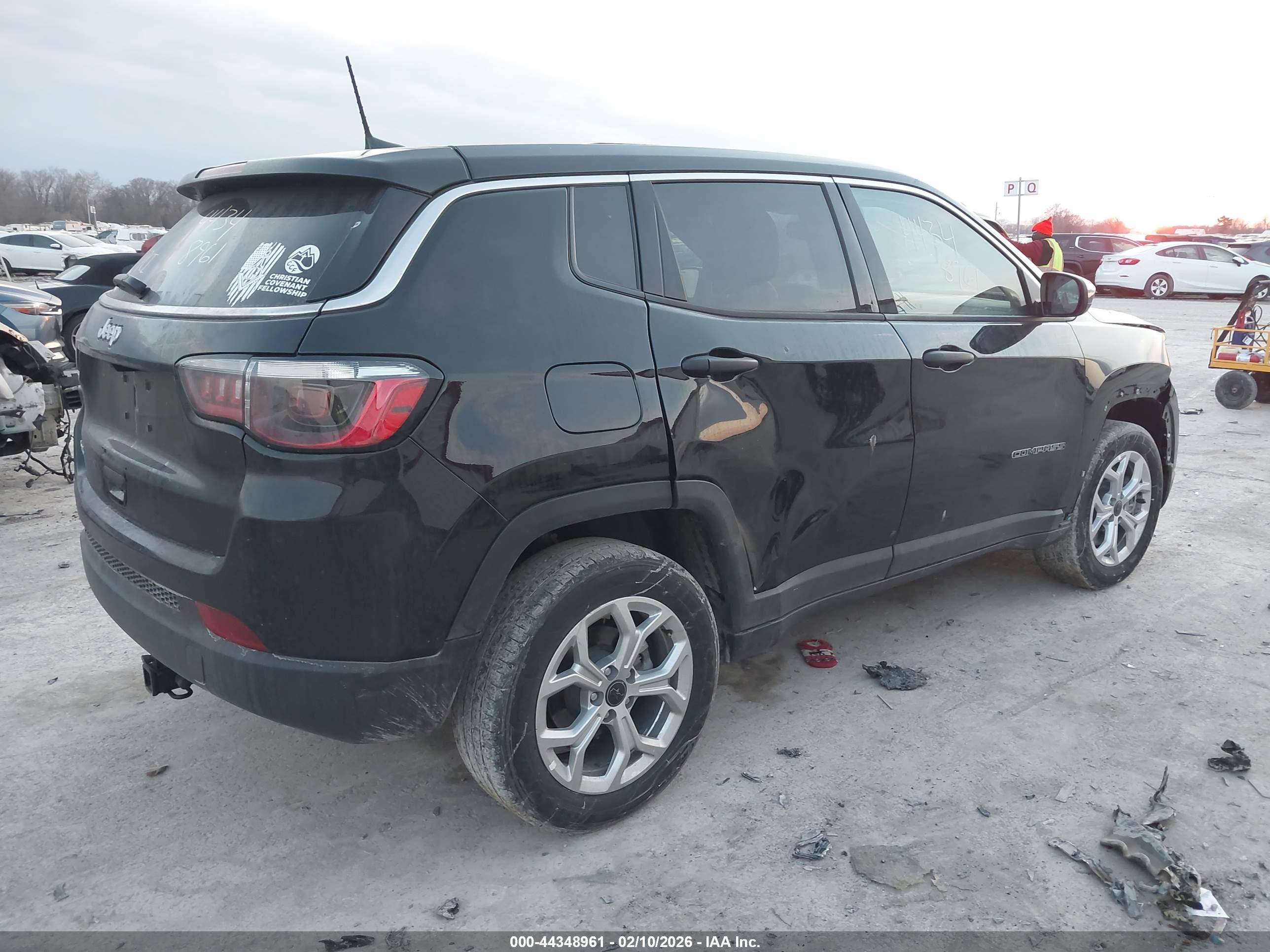 JEEP COMPASS image 4