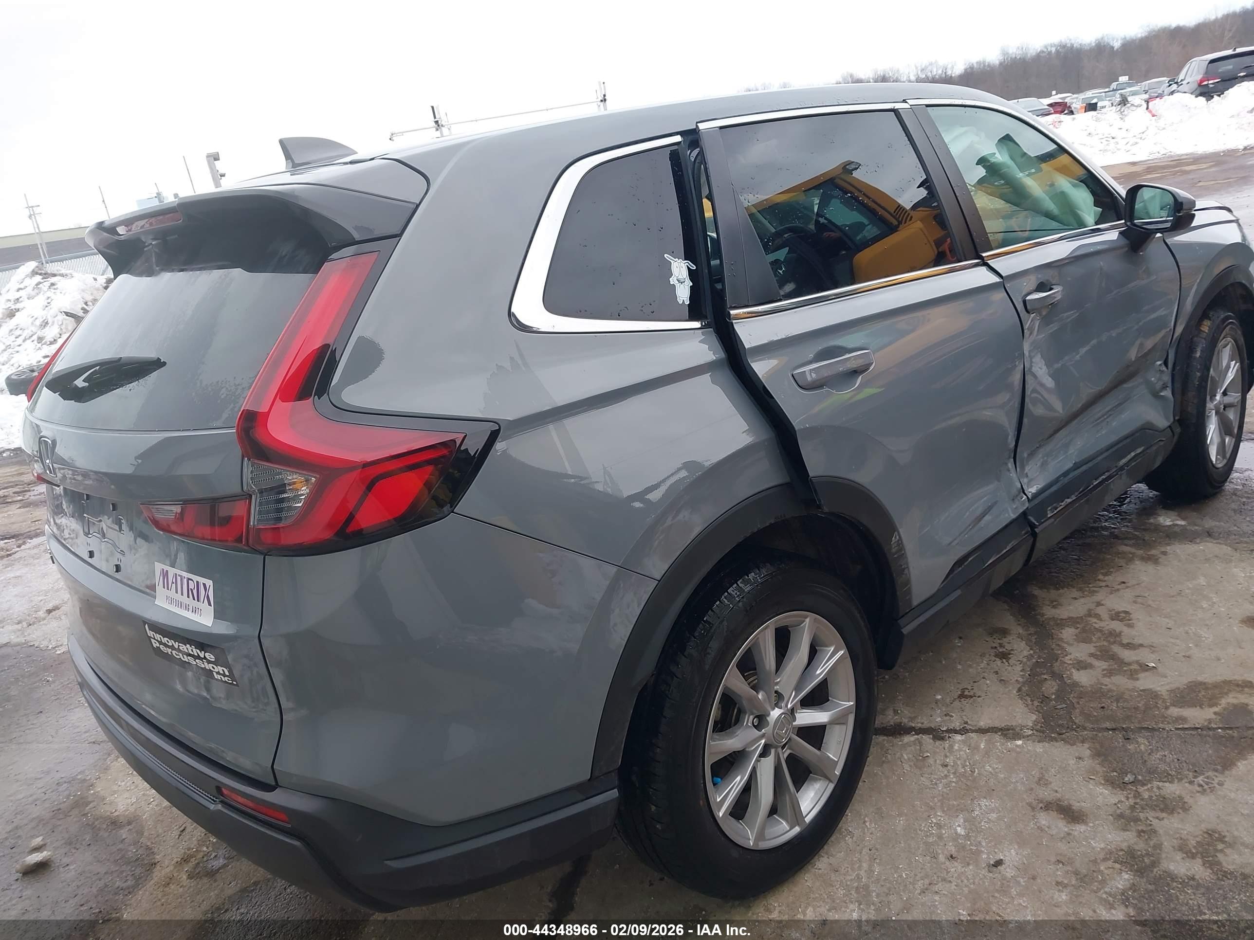HONDA CR-V image 4