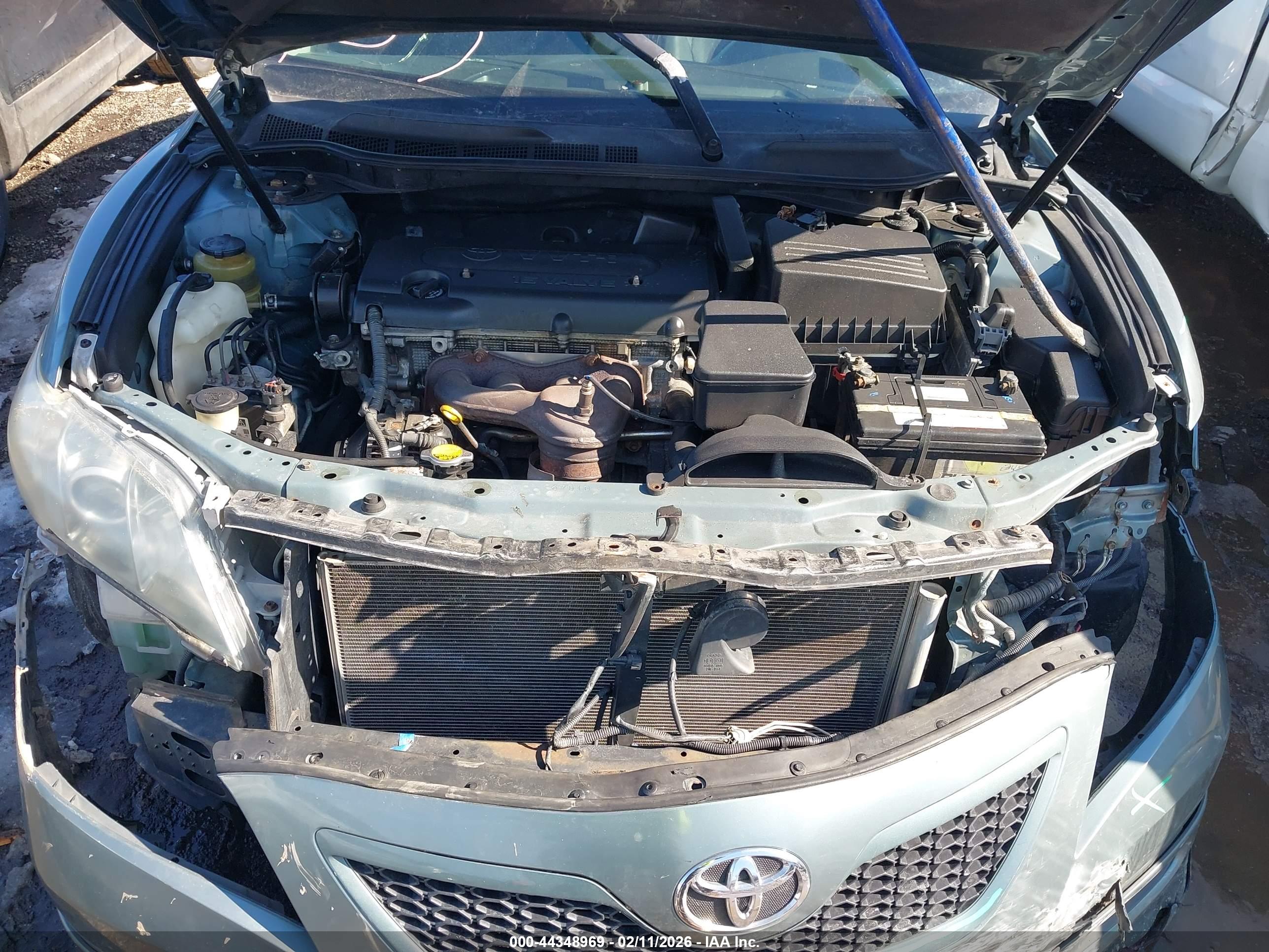 TOYOTA CAMRY image 10