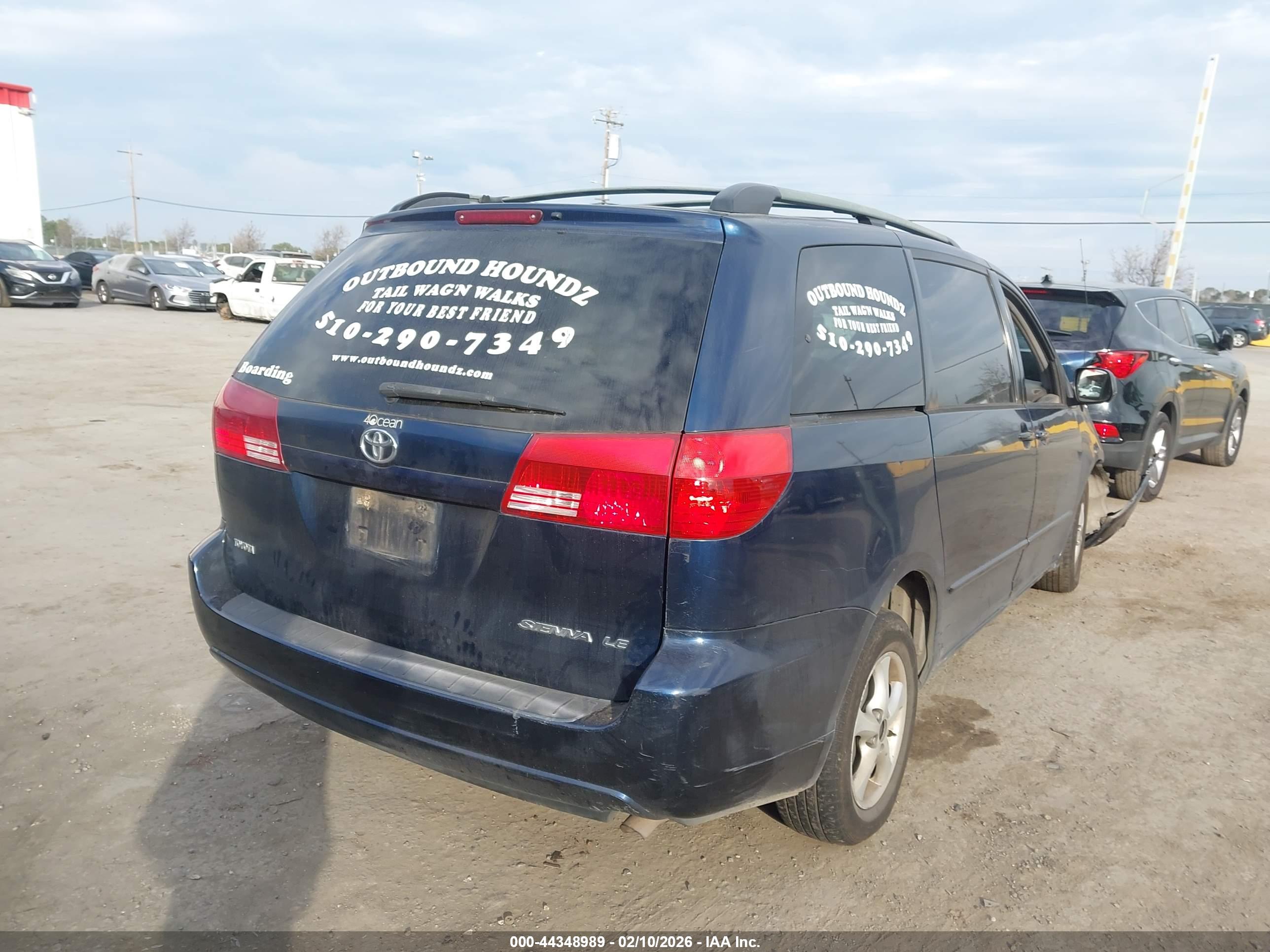 TOYOTA SIENNA image 4