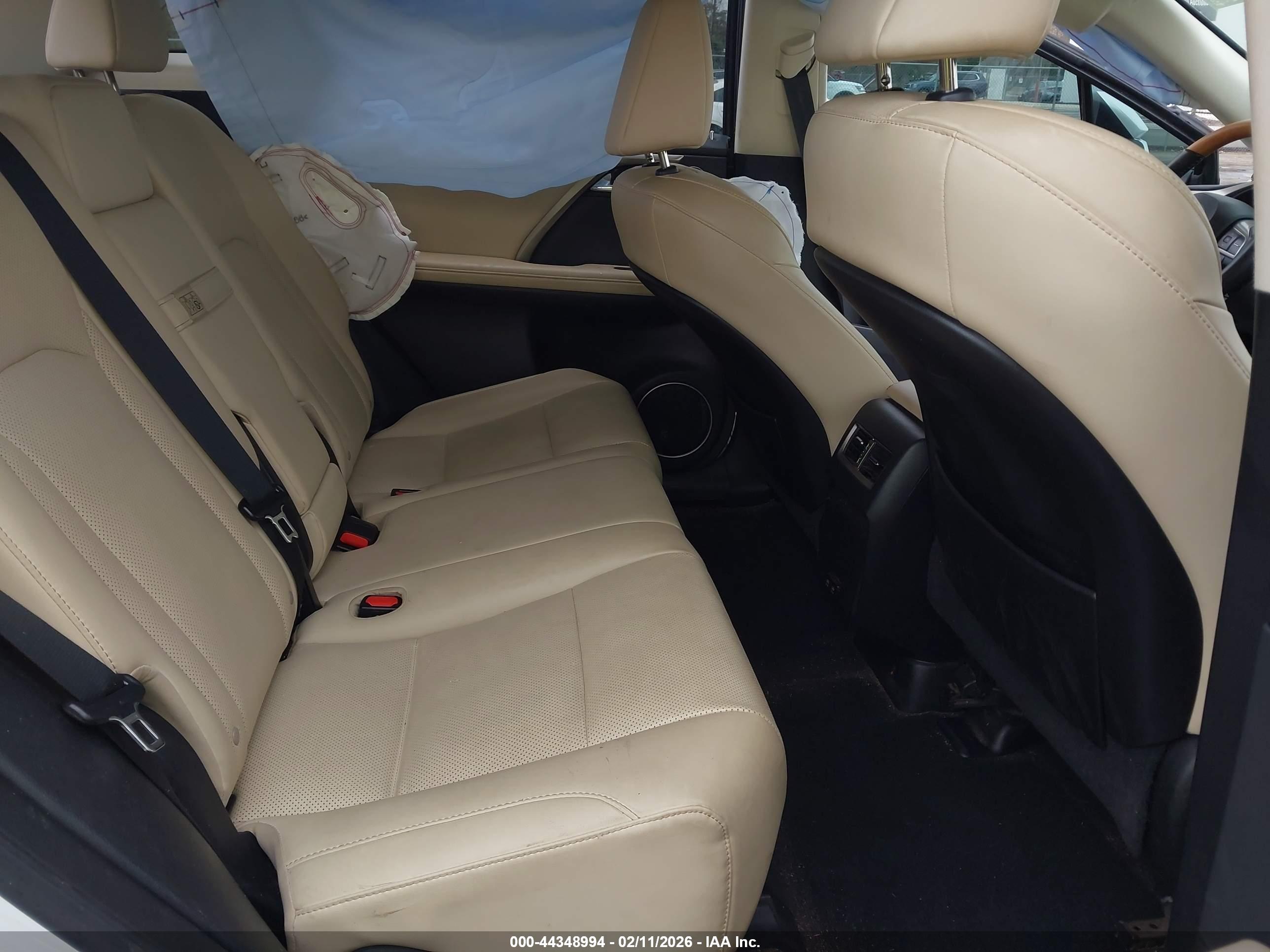 LEXUS RX image 8