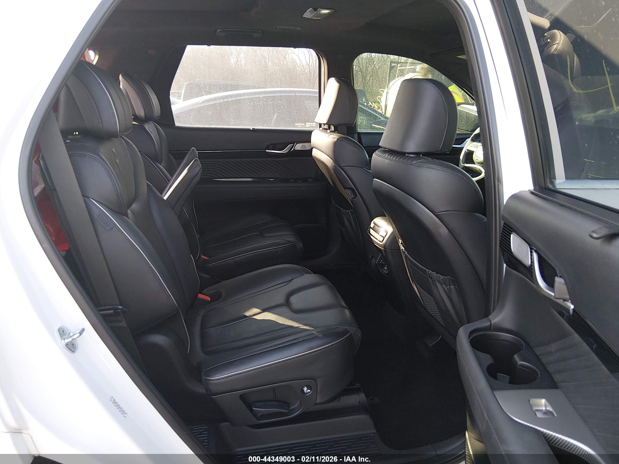 HYUNDAI PALISADE image 8