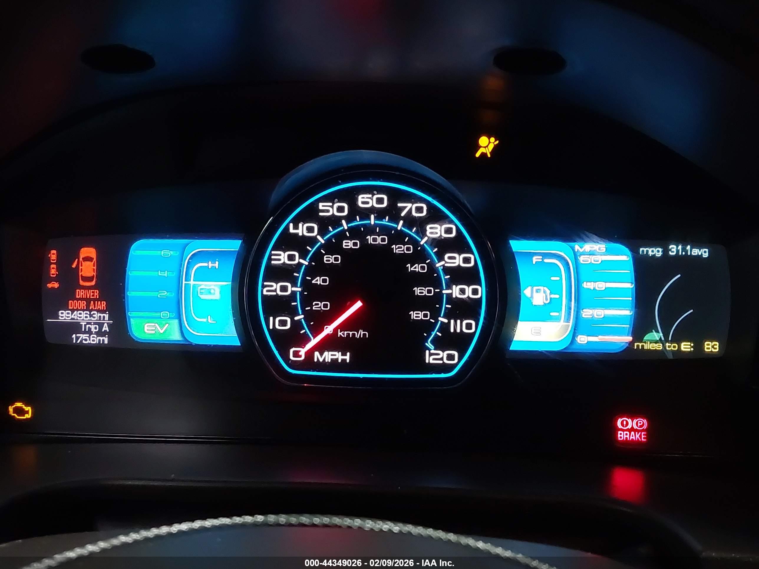 FORD FUSION image 7