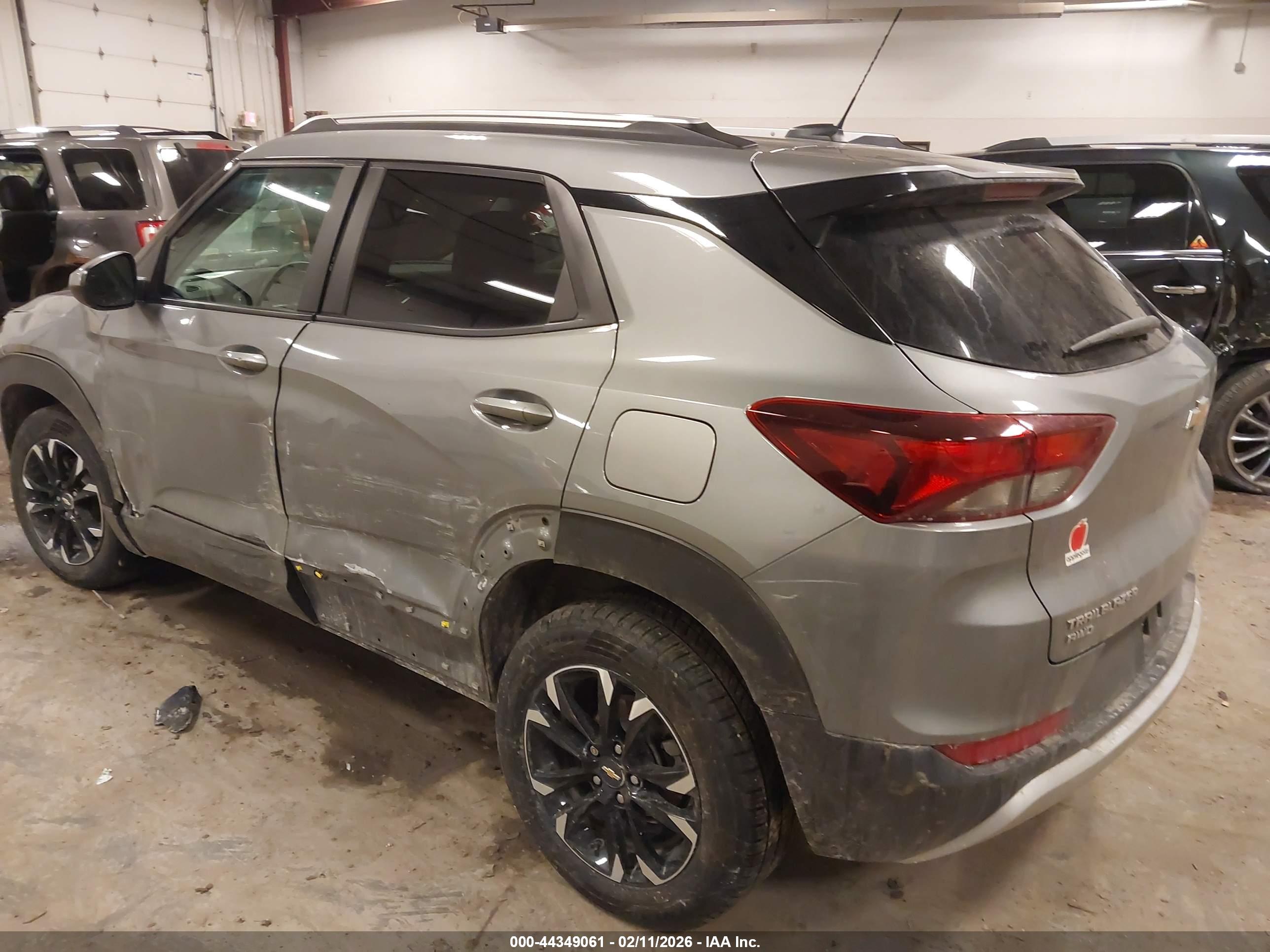 CHEVROLET TRAILBLAZER image 3