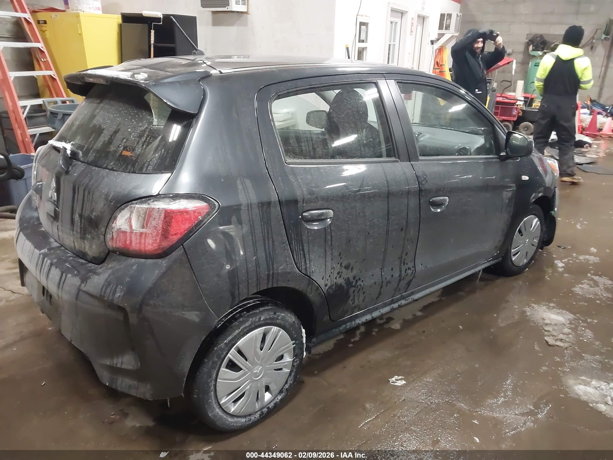 MITSUBISHI MIRAGE image 4