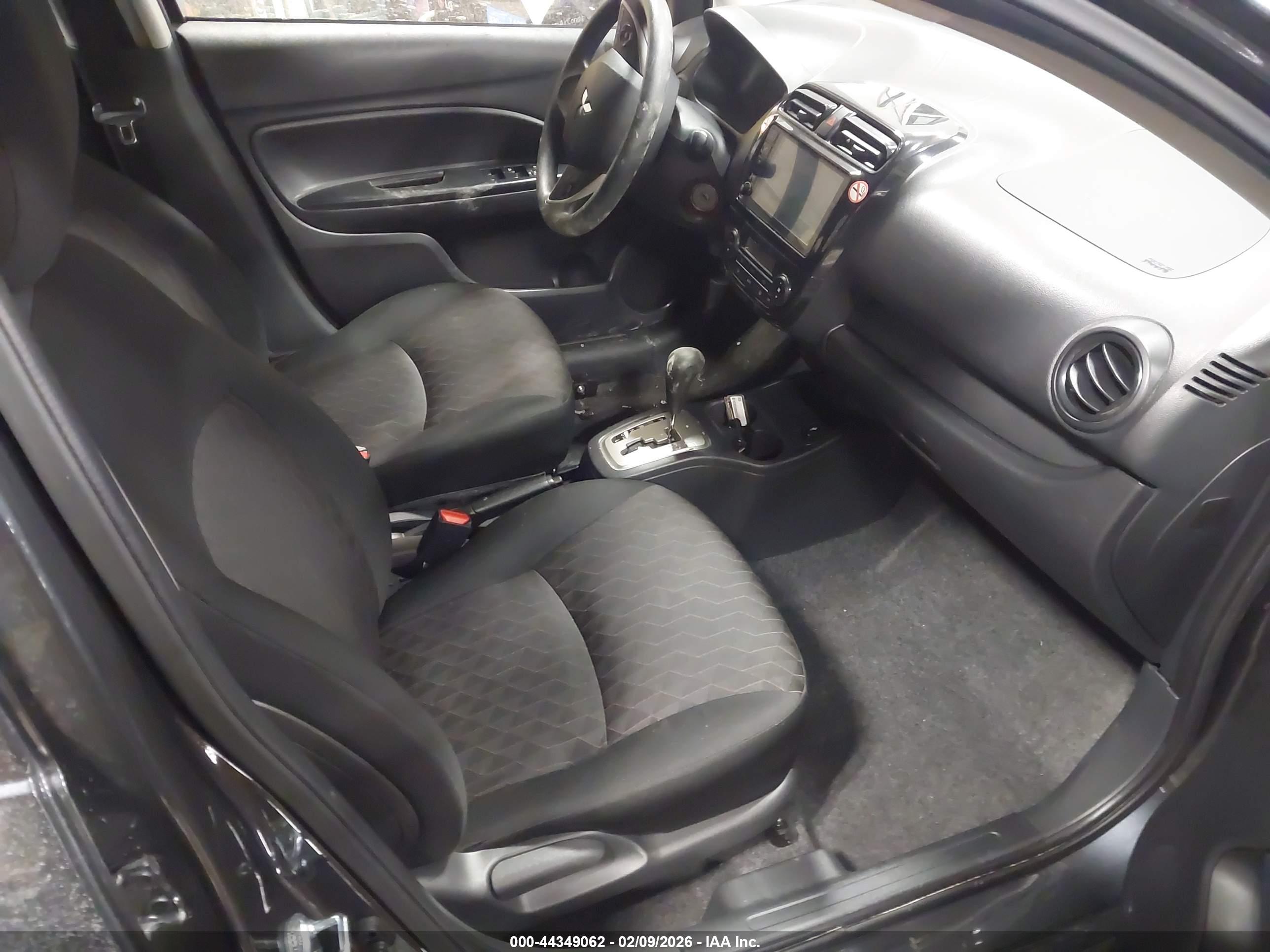 MITSUBISHI MIRAGE image 5