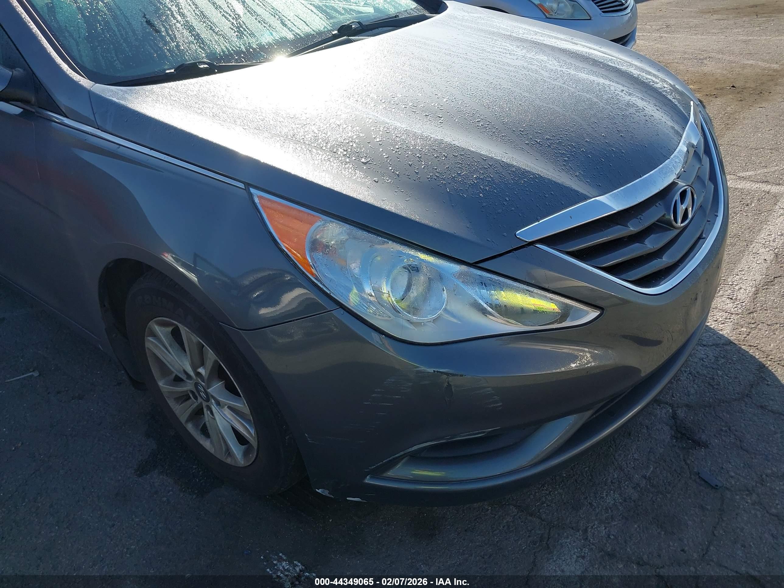 HYUNDAI SONATA image 6