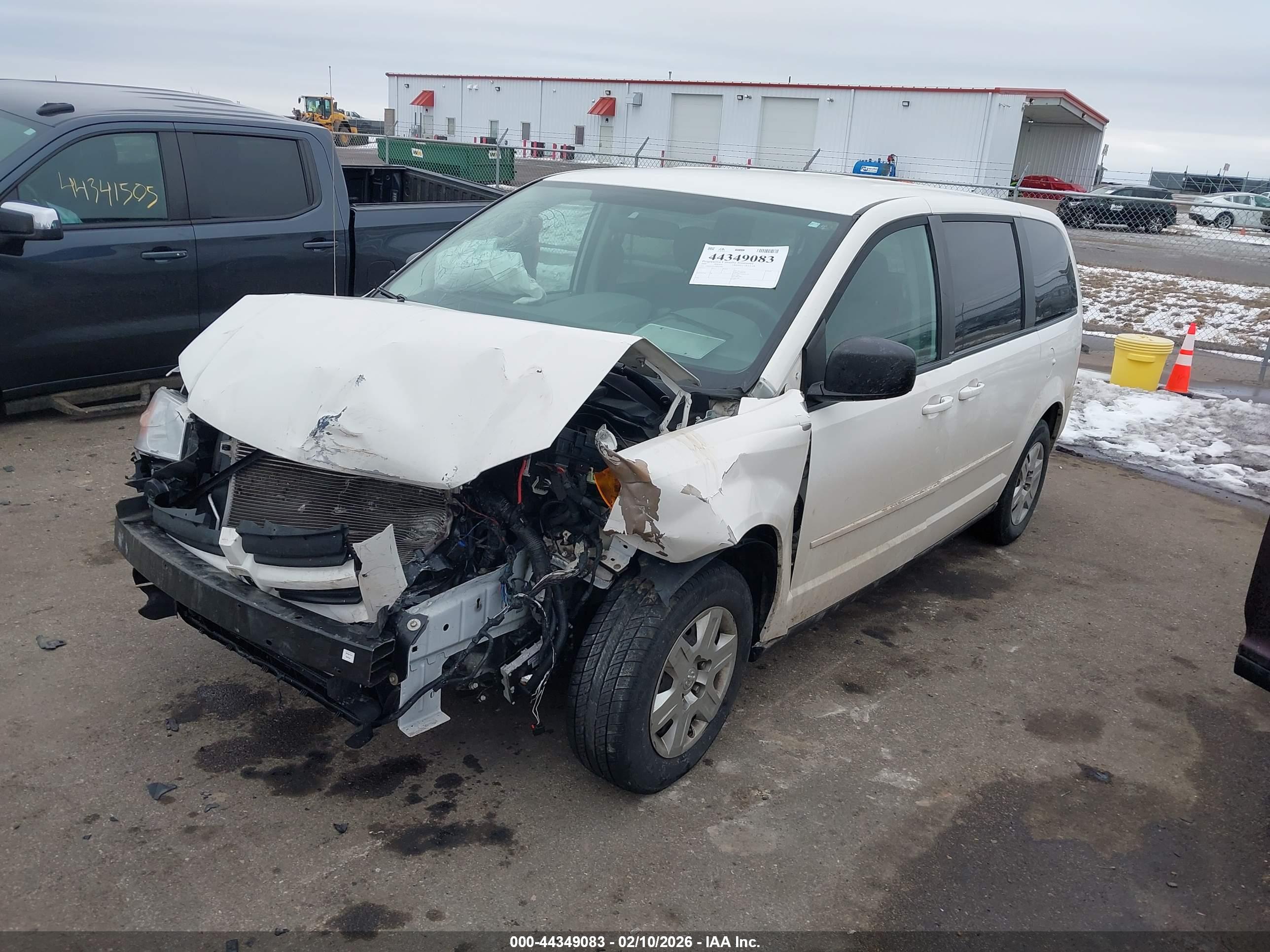 DODGE GRAND image 2