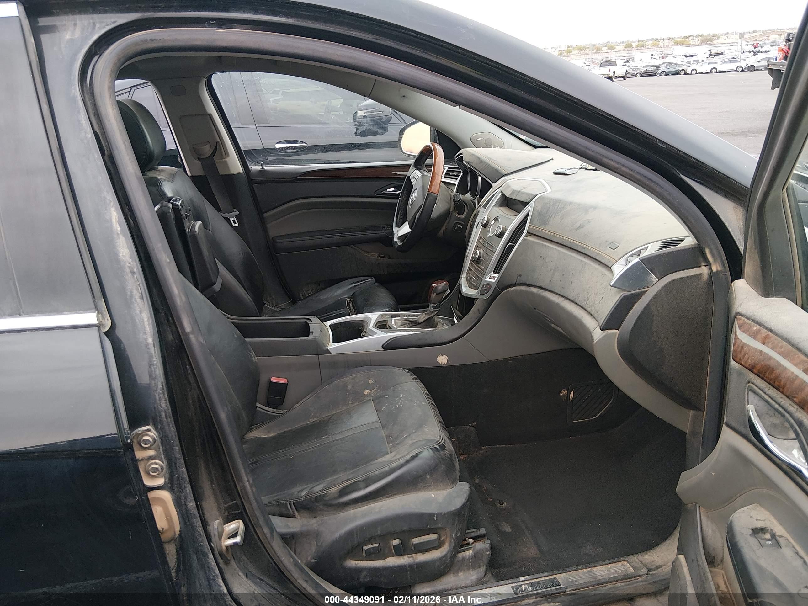 CADILLAC SRX image 5