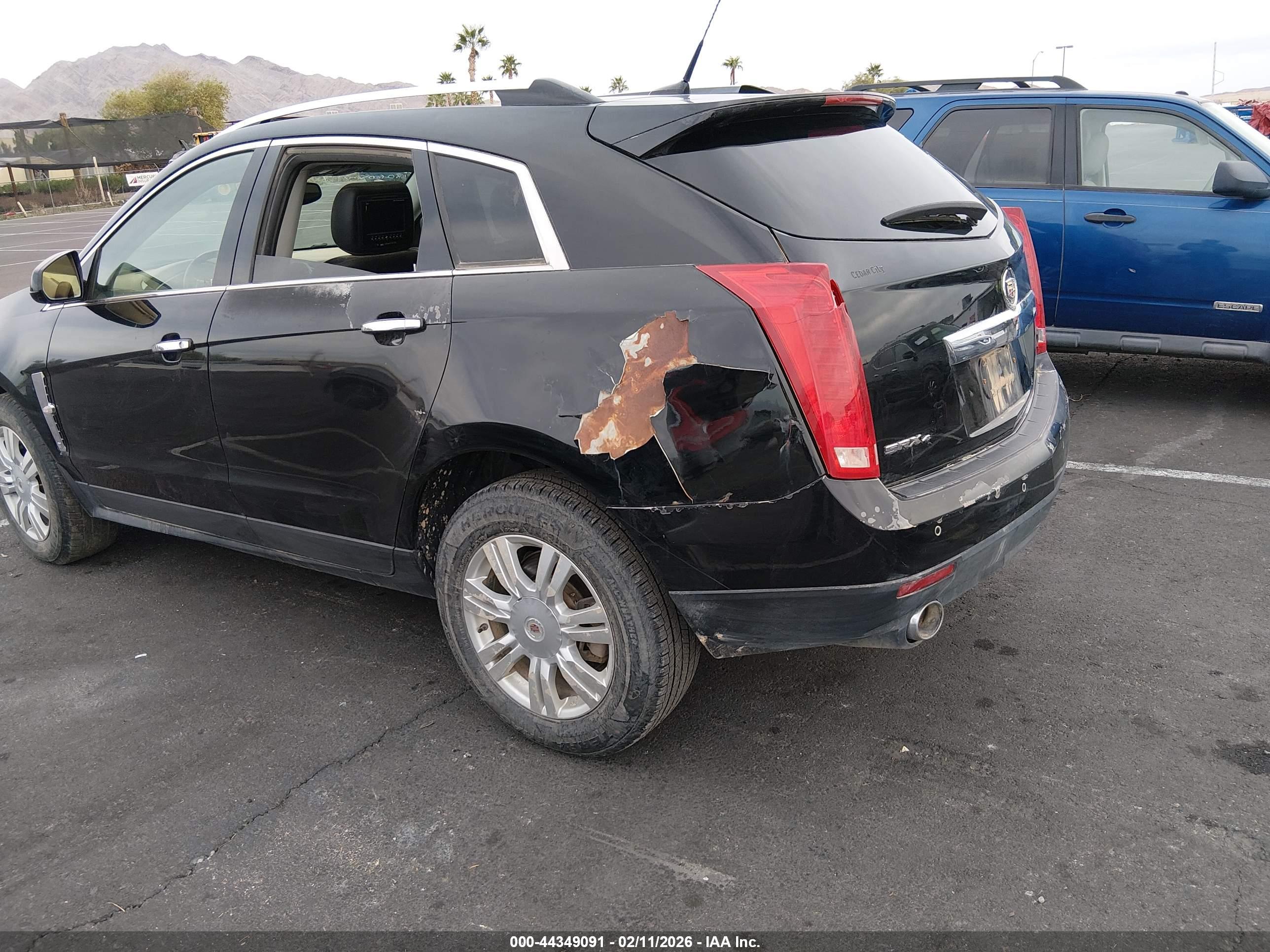 CADILLAC SRX image 6