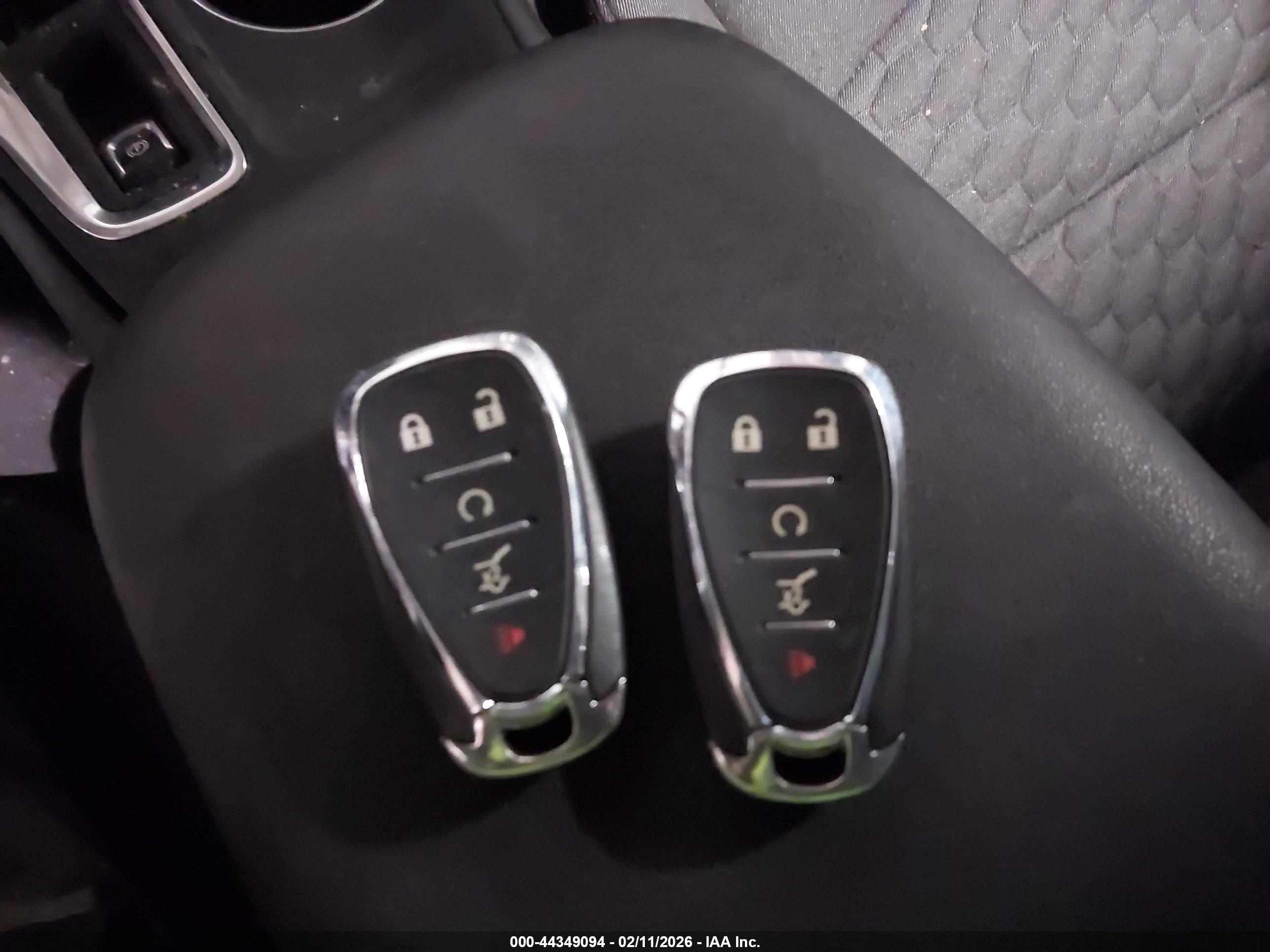 CHEVROLET EQUINOX image 11