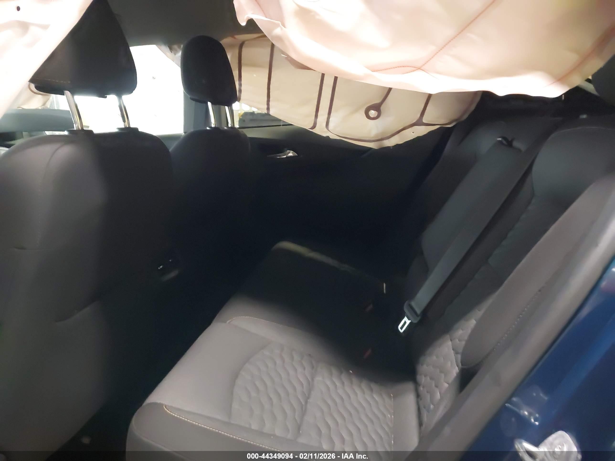 CHEVROLET EQUINOX image 8
