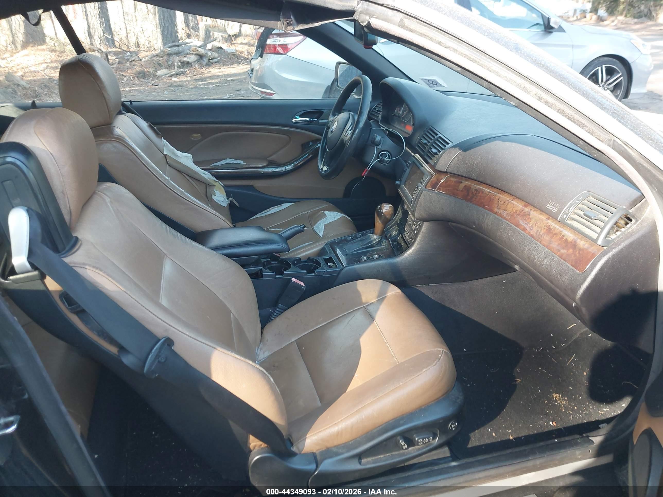BMW 330CI image 5