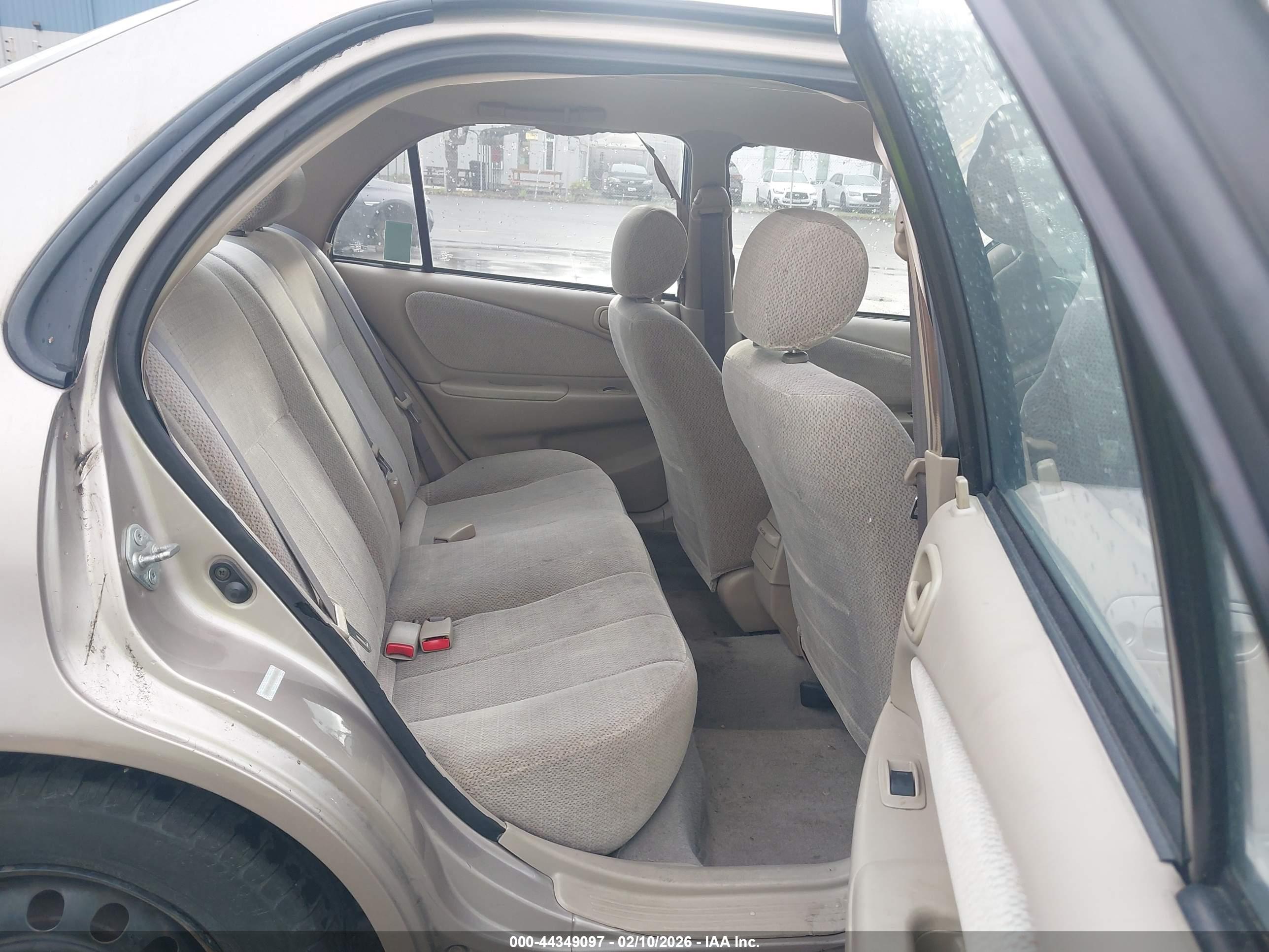 TOYOTA COROLLA image 8