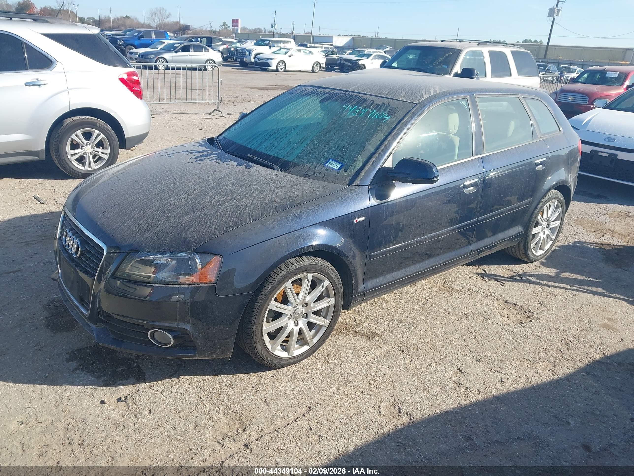 AUDI A3 image 2