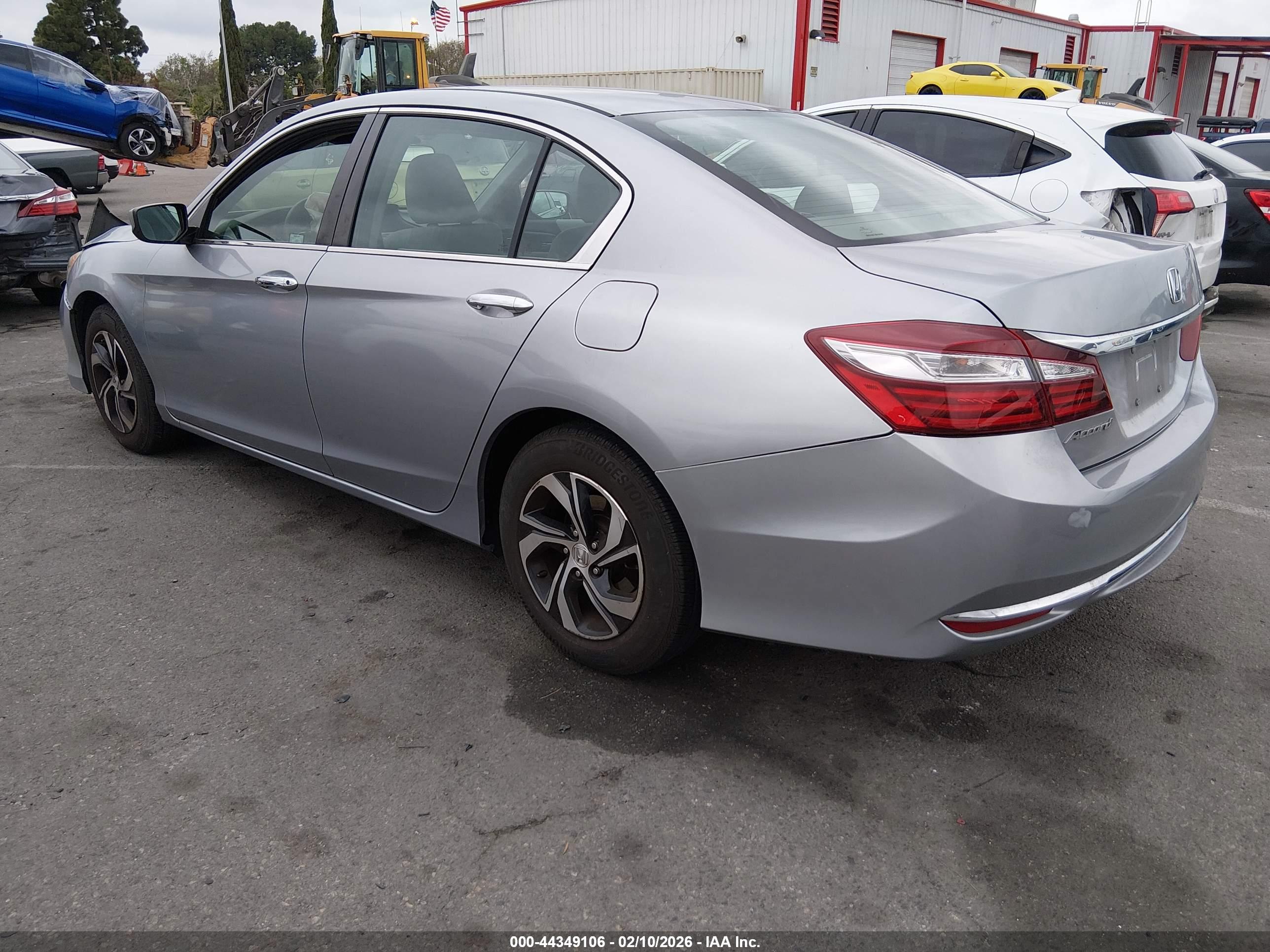 HONDA ACCORD image 3
