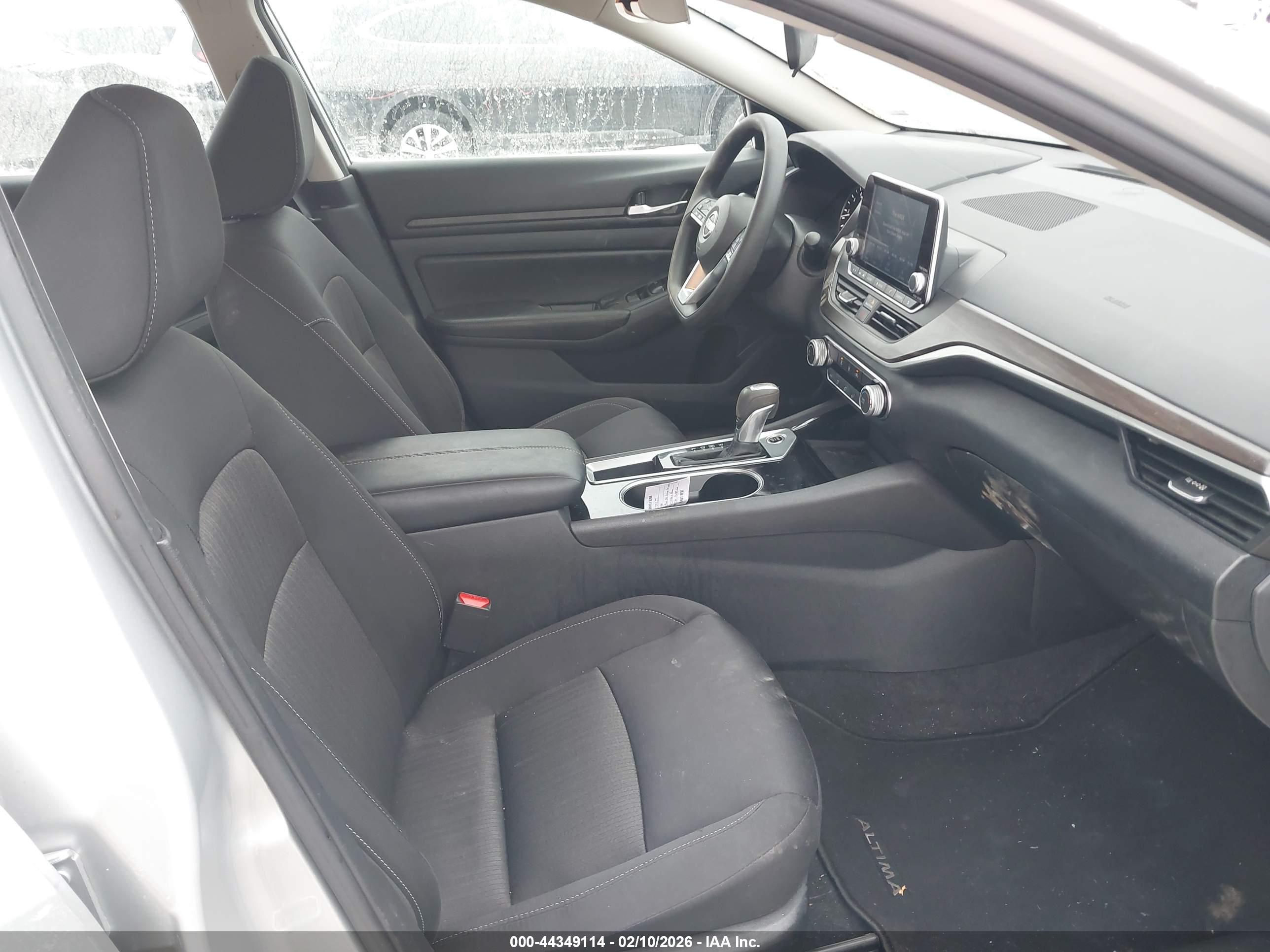 NISSAN ALTIMA image 5