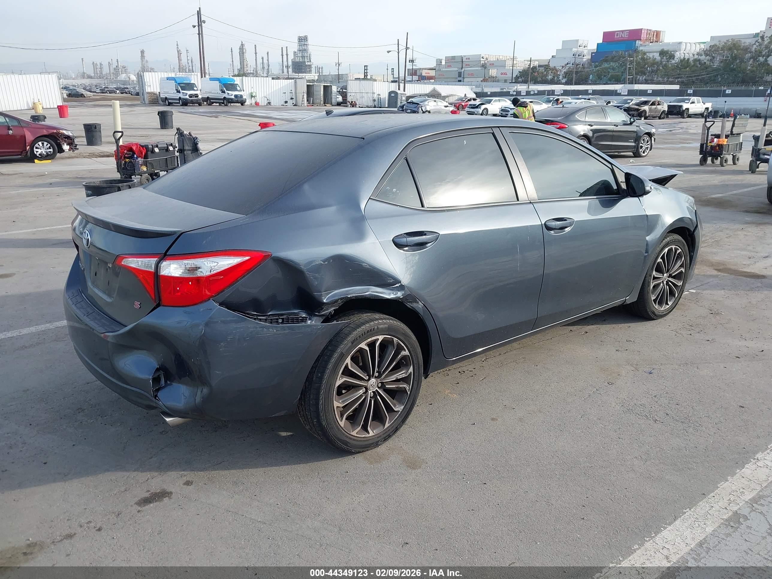 TOYOTA COROLLA image 4