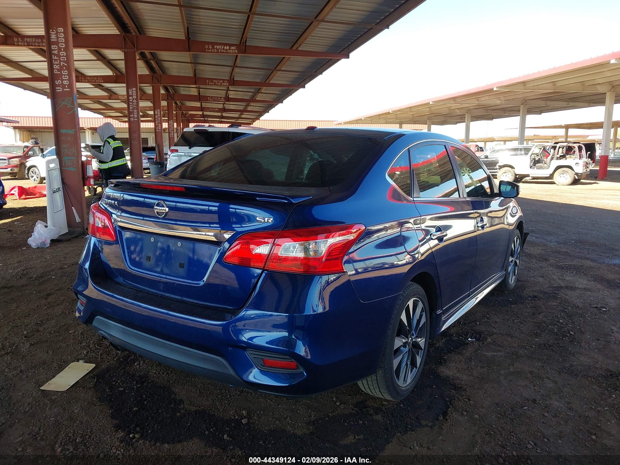 NISSAN SENTRA image 4