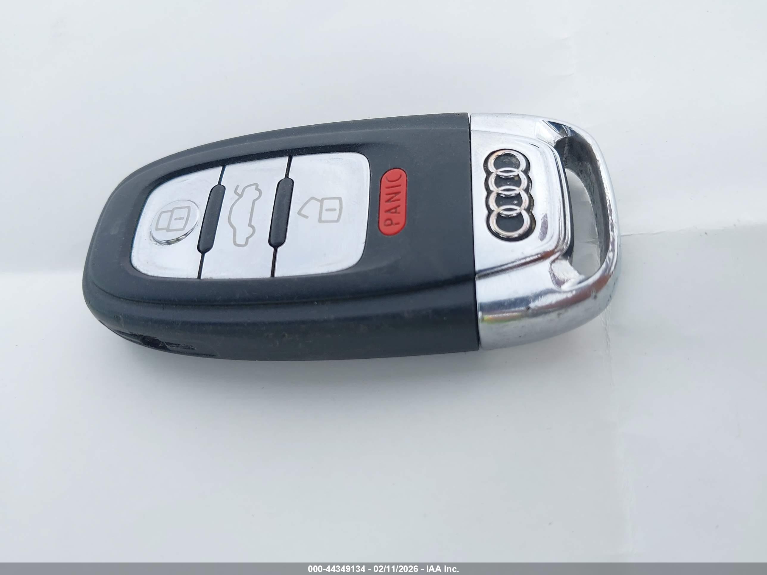 AUDI A4 image 11