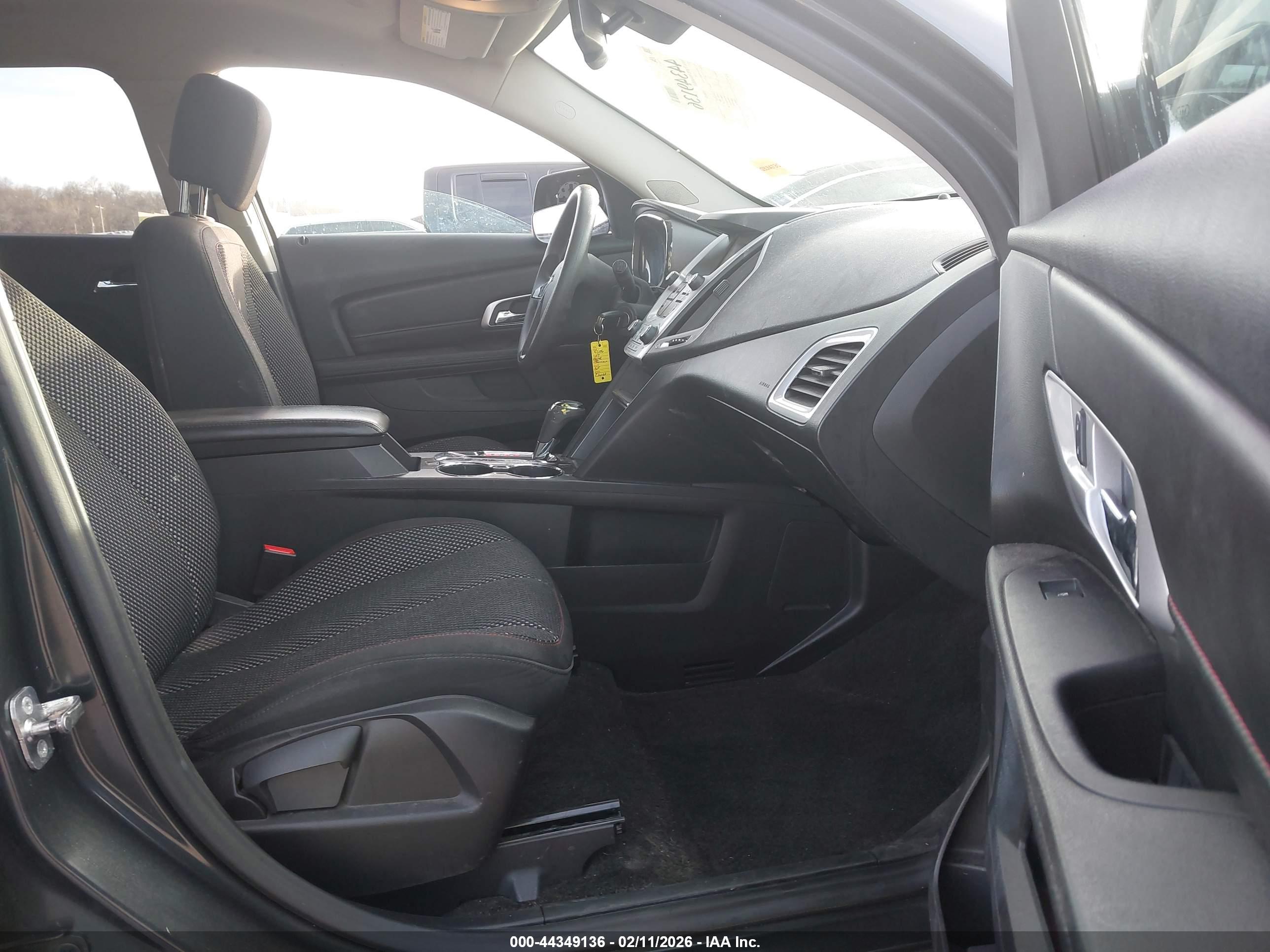 GMC TERRAIN image 5