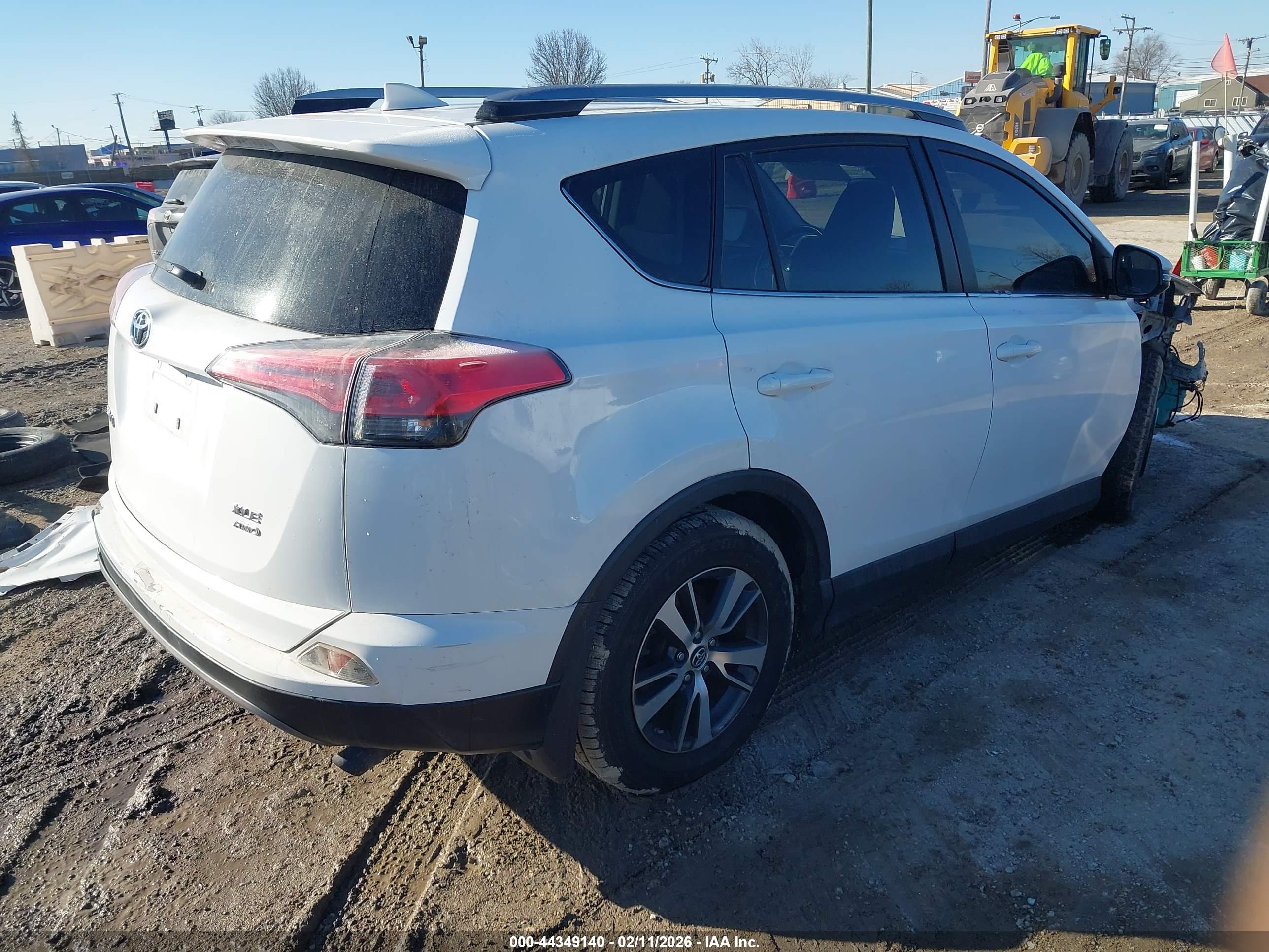 TOYOTA RAV4 image 4