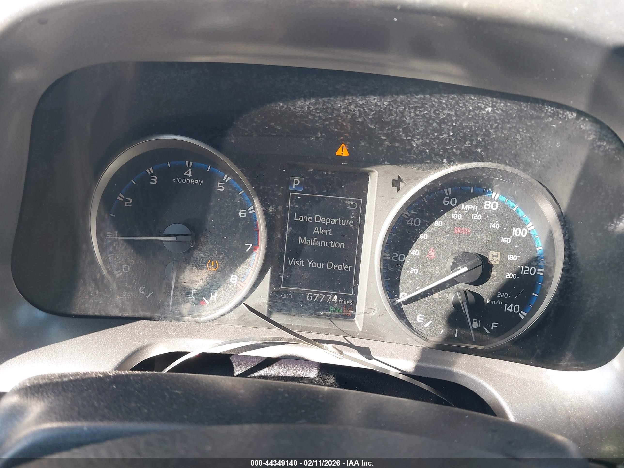 TOYOTA RAV4 image 7