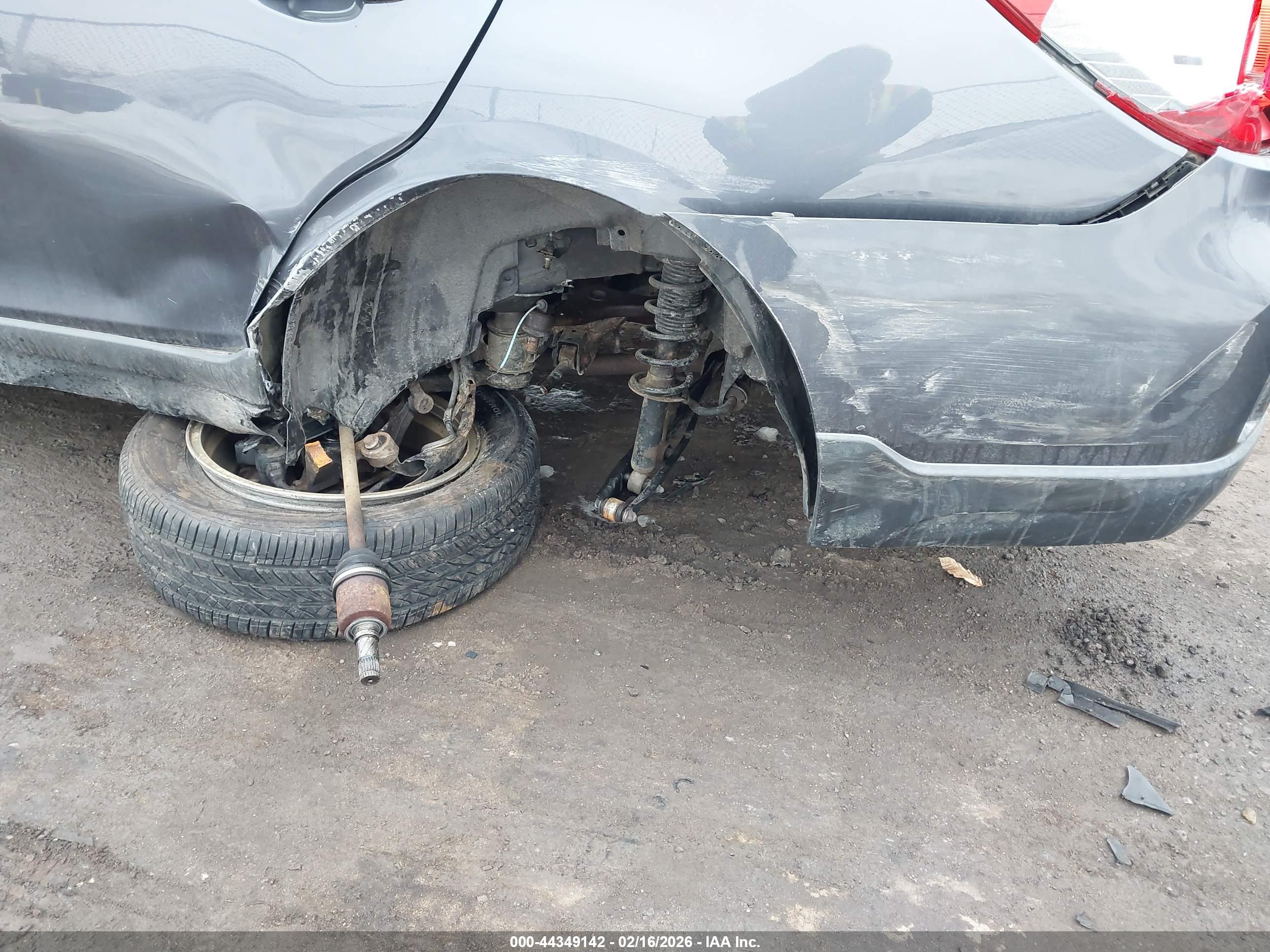 SUBARU OUTBACK image 6