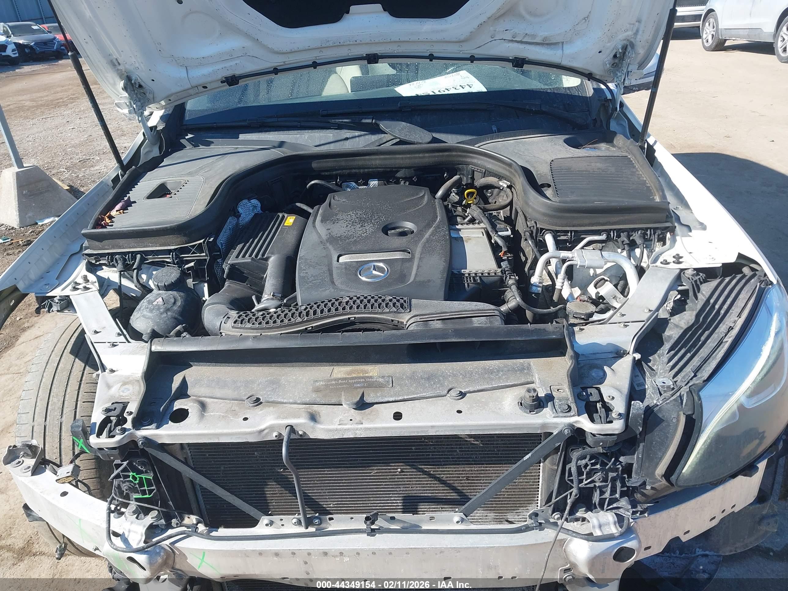 MERCEDES-BENZ GLC image 10