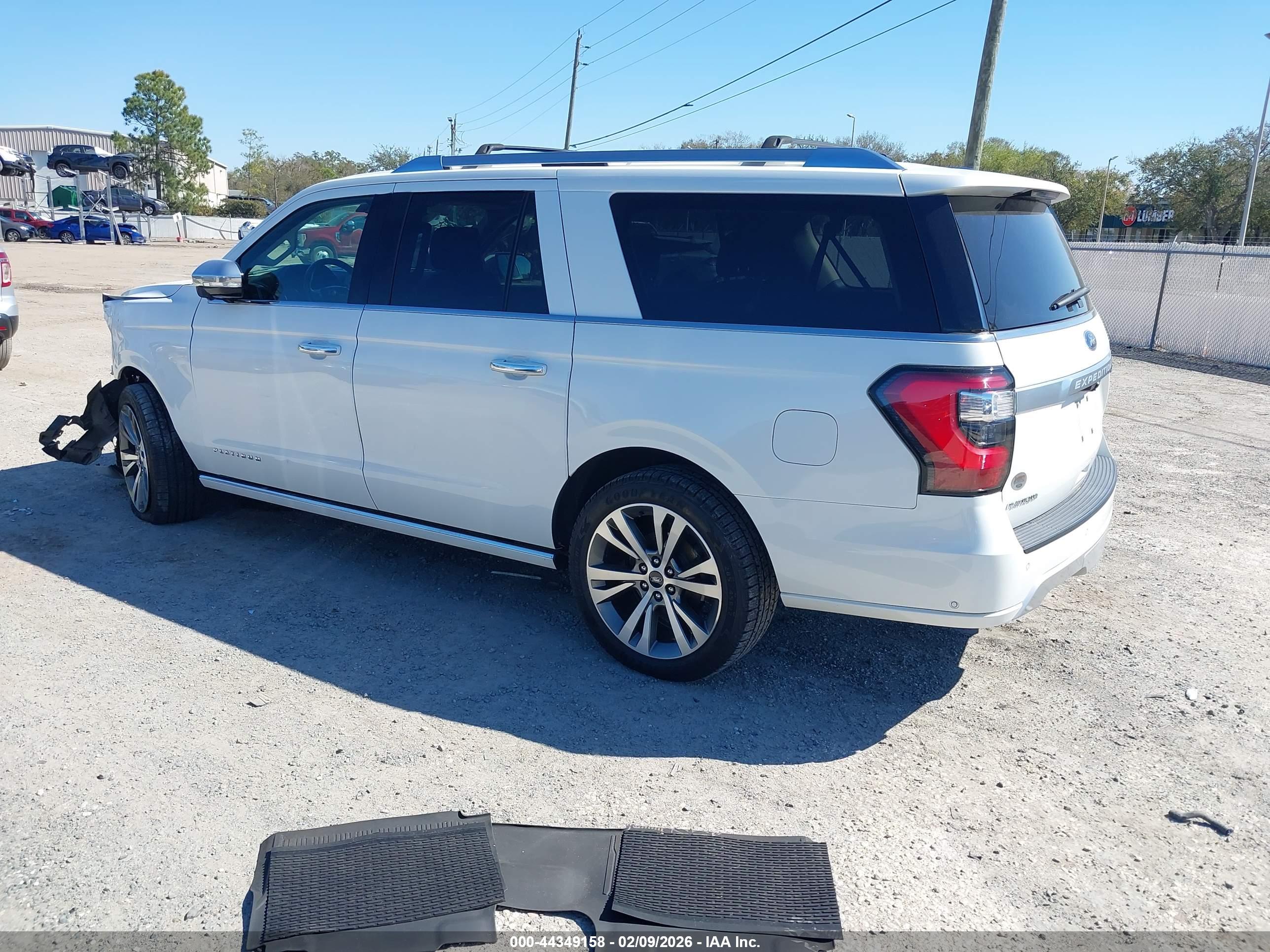 FORD EXPEDITION image 3